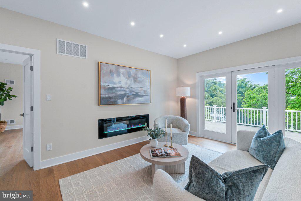 6002 ONONDAGA ROAD