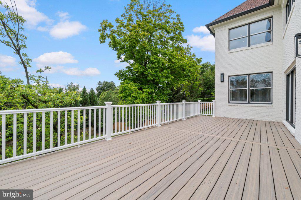 6002 ONONDAGA ROAD