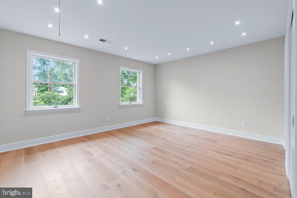 6002 ONONDAGA ROAD