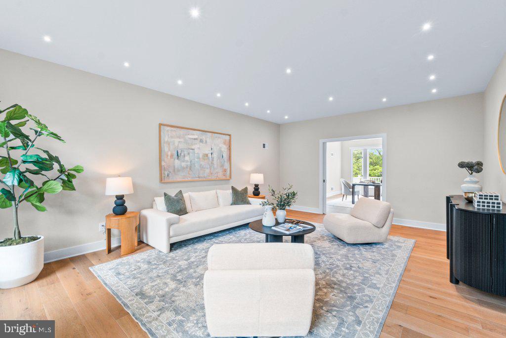 6002 ONONDAGA ROAD