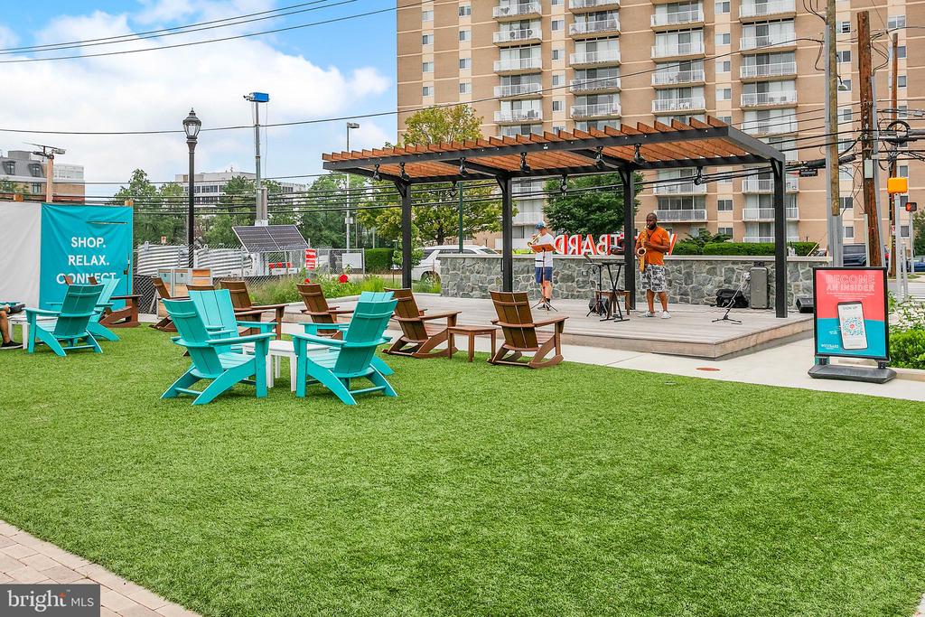 5115 WESTBARD AVENUE Unit: 1