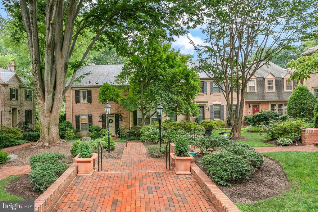 5115 WESTBARD AVENUE Unit: 1