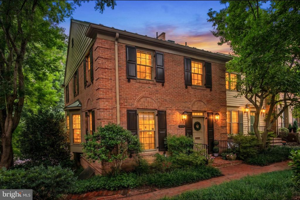 5115 WESTBARD AVENUE Unit: 1