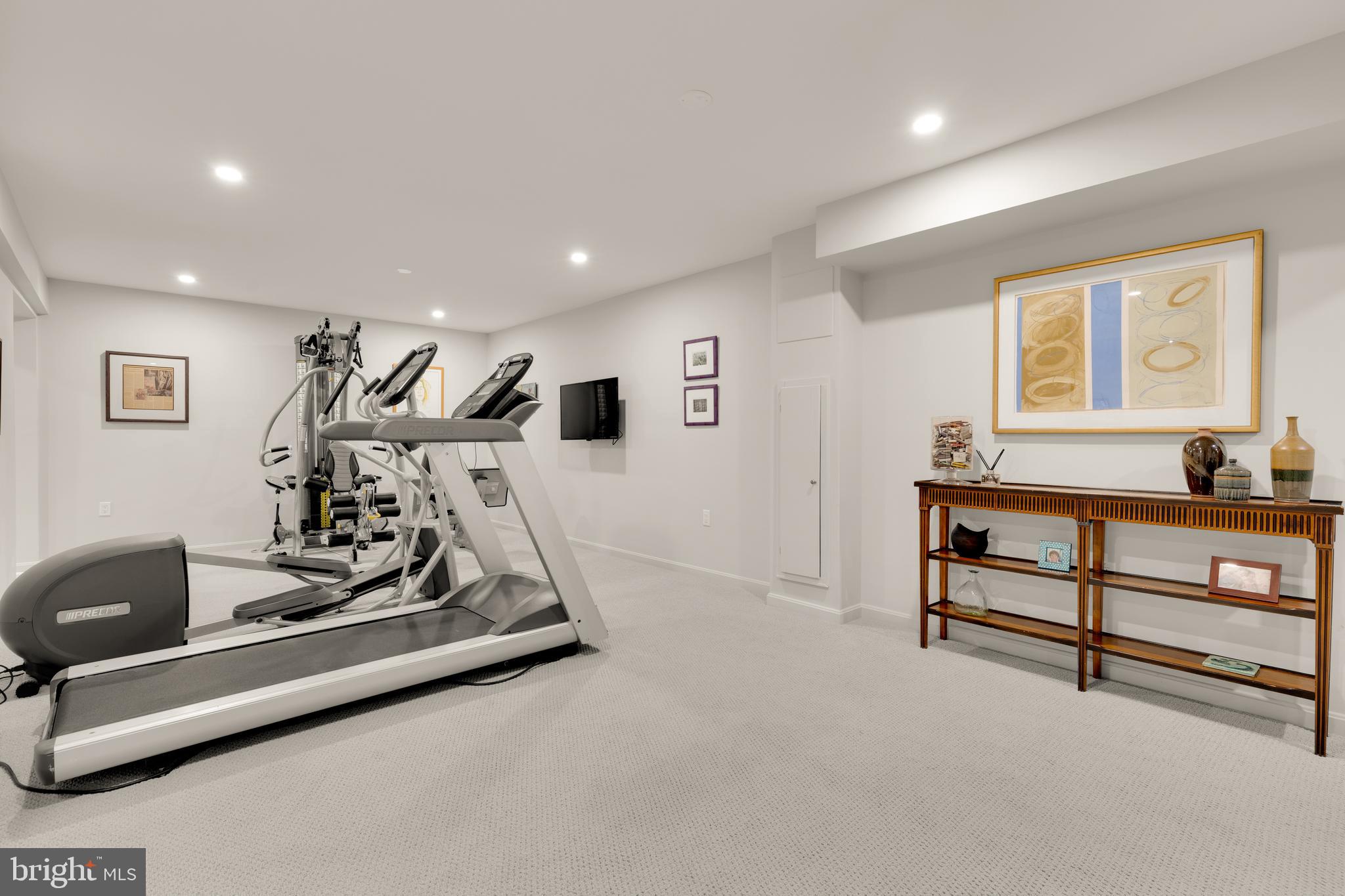 4005 REMINGTON COURT