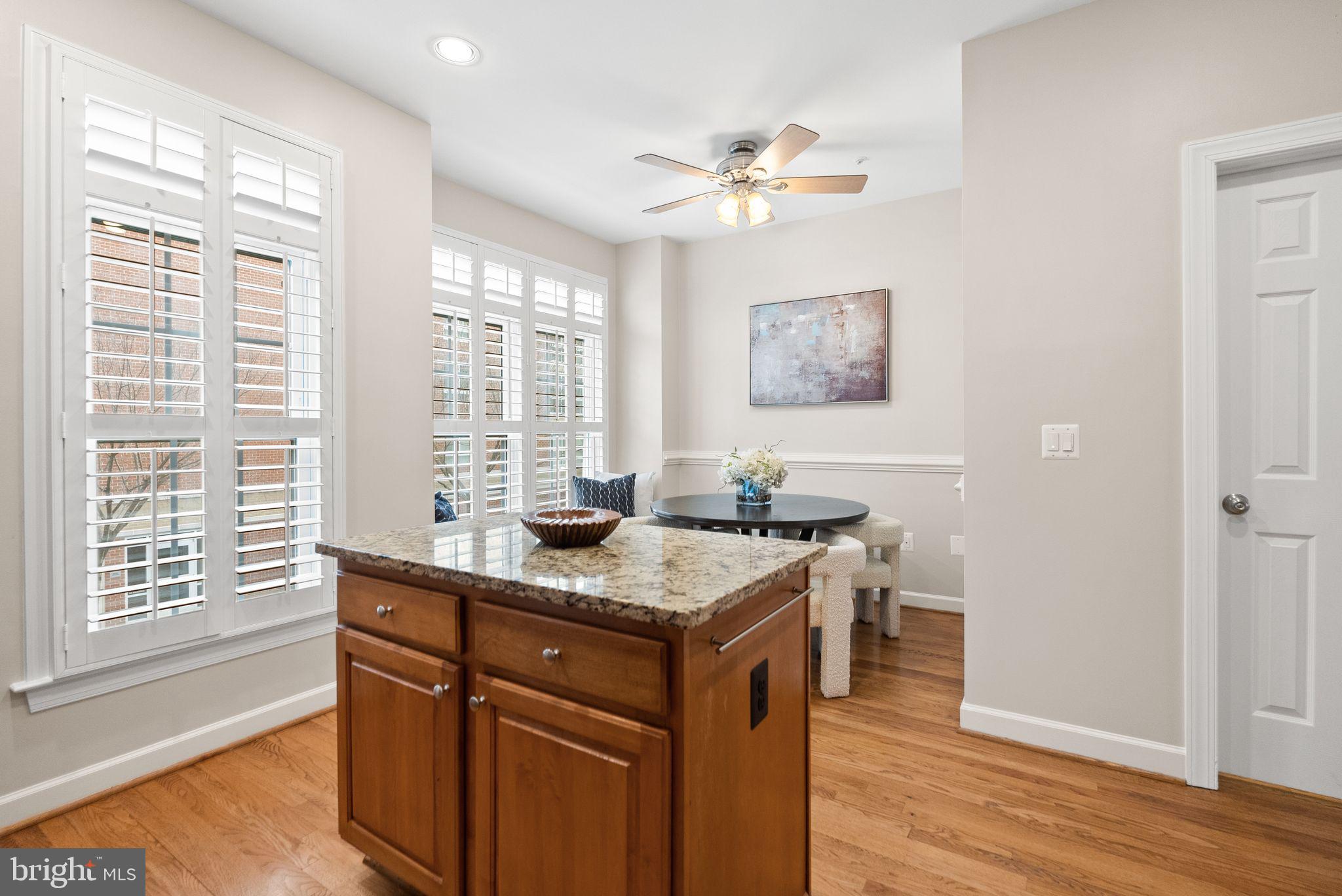 504 N THOMAS STREET E