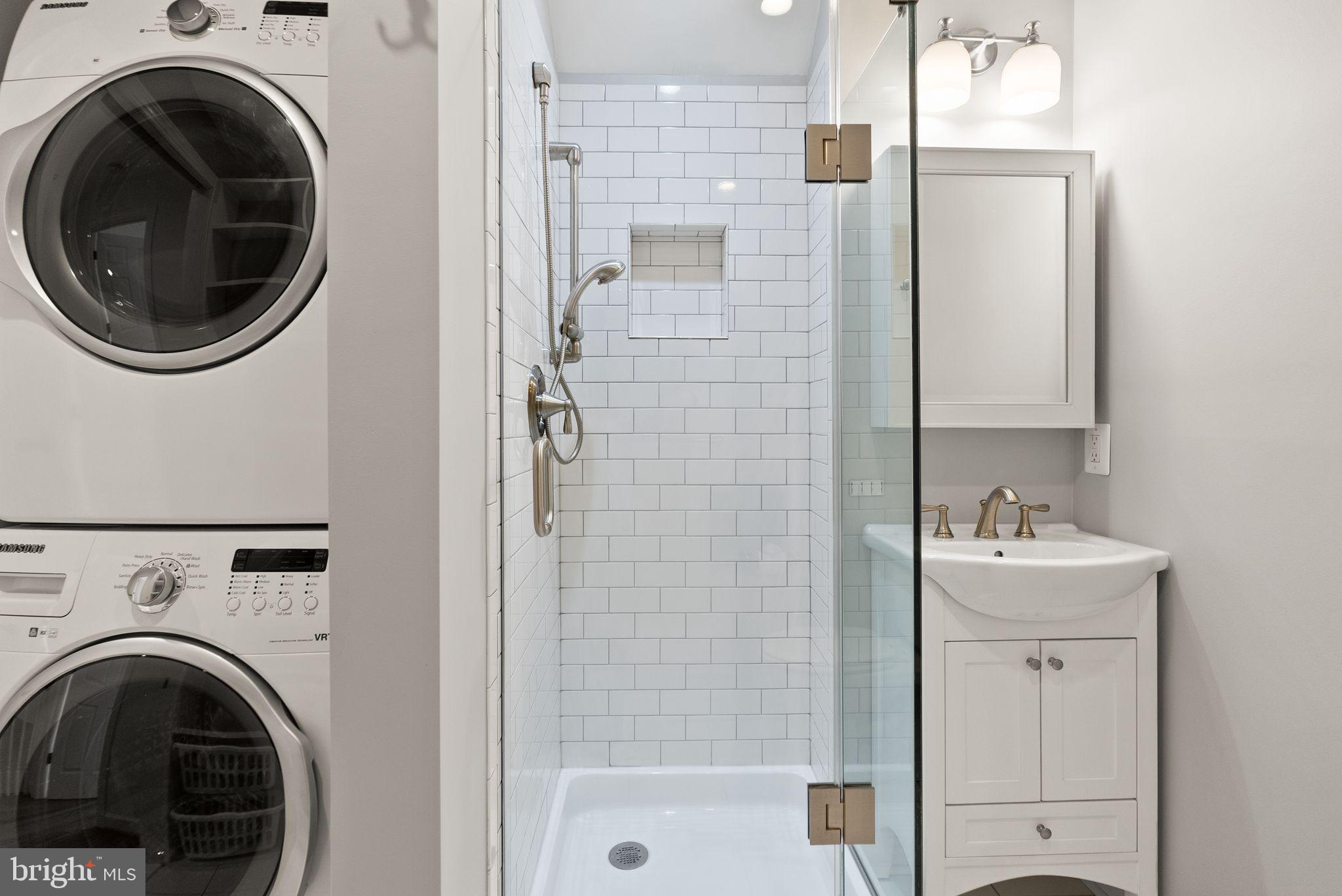 504 N THOMAS STREET E