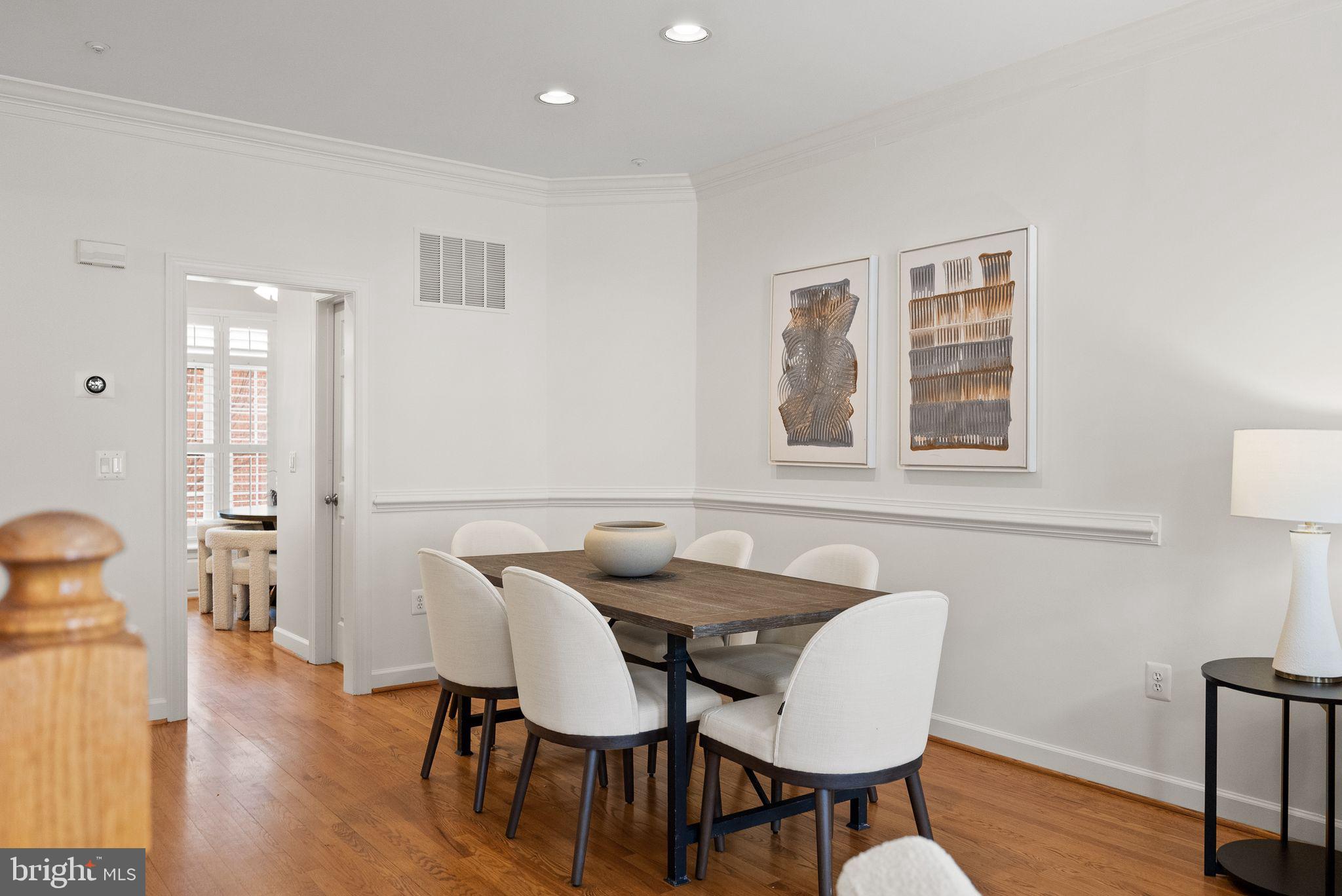 504 N THOMAS STREET E