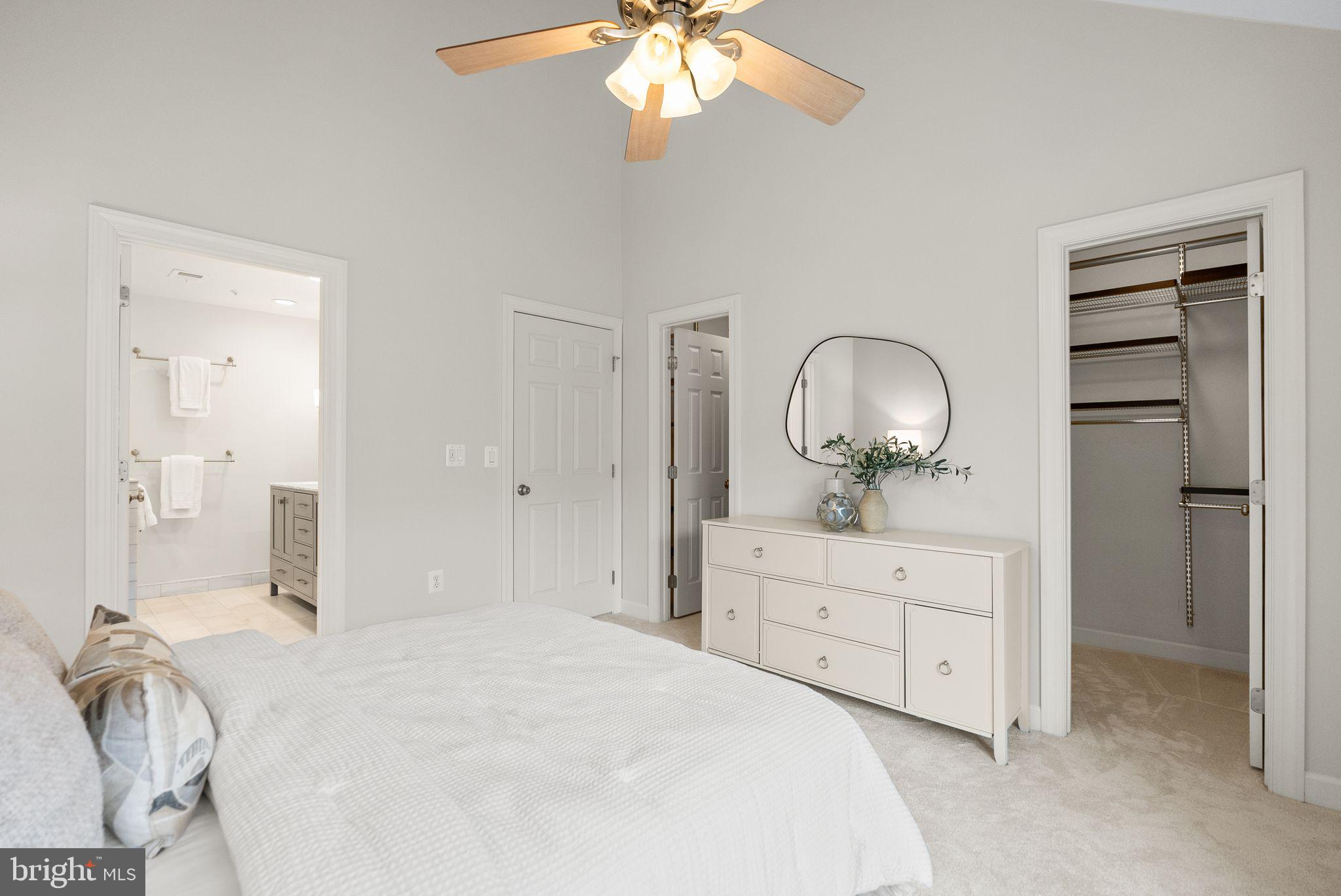 504 N THOMAS STREET E