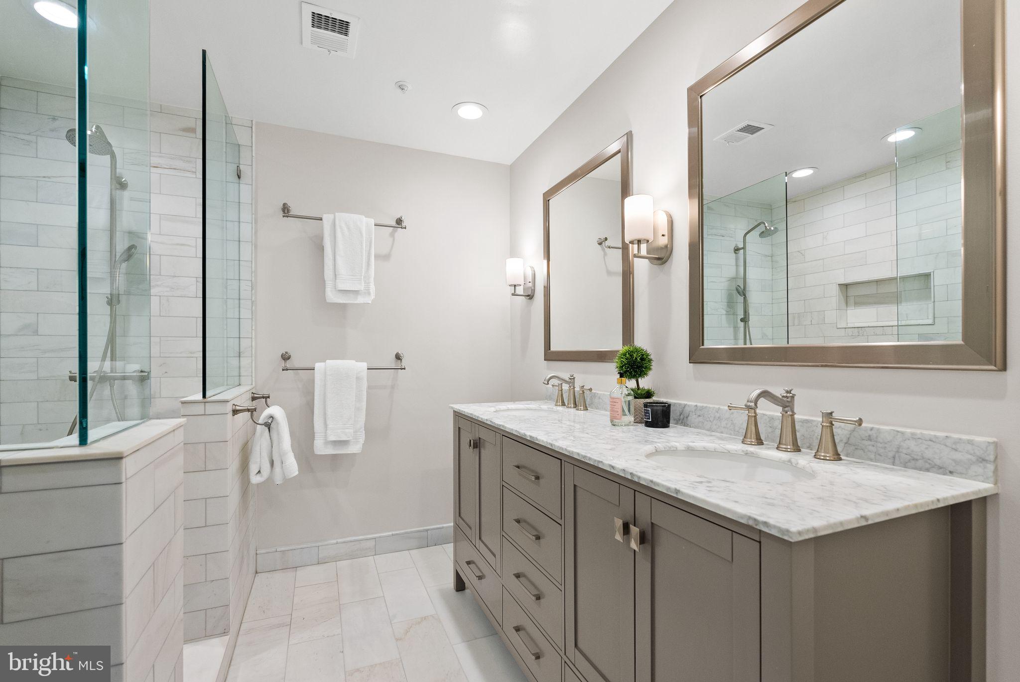 504 N THOMAS STREET E