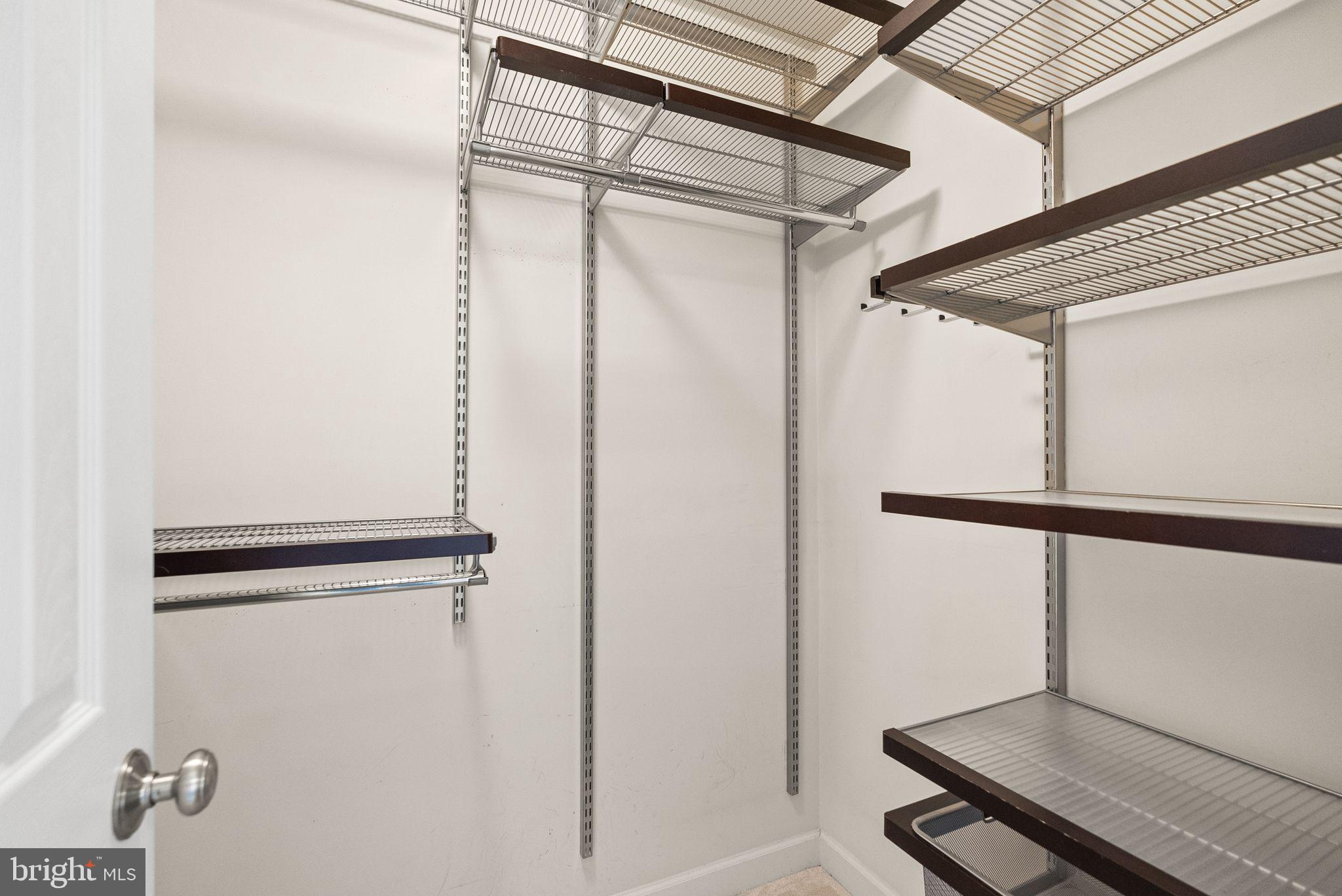 504 N THOMAS STREET E