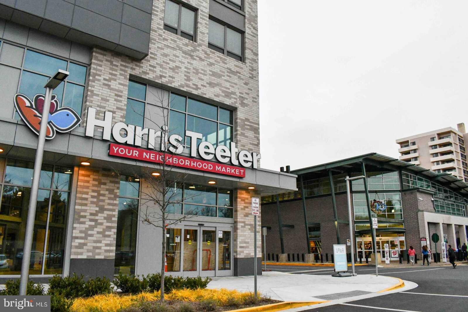 504 N THOMAS STREET E