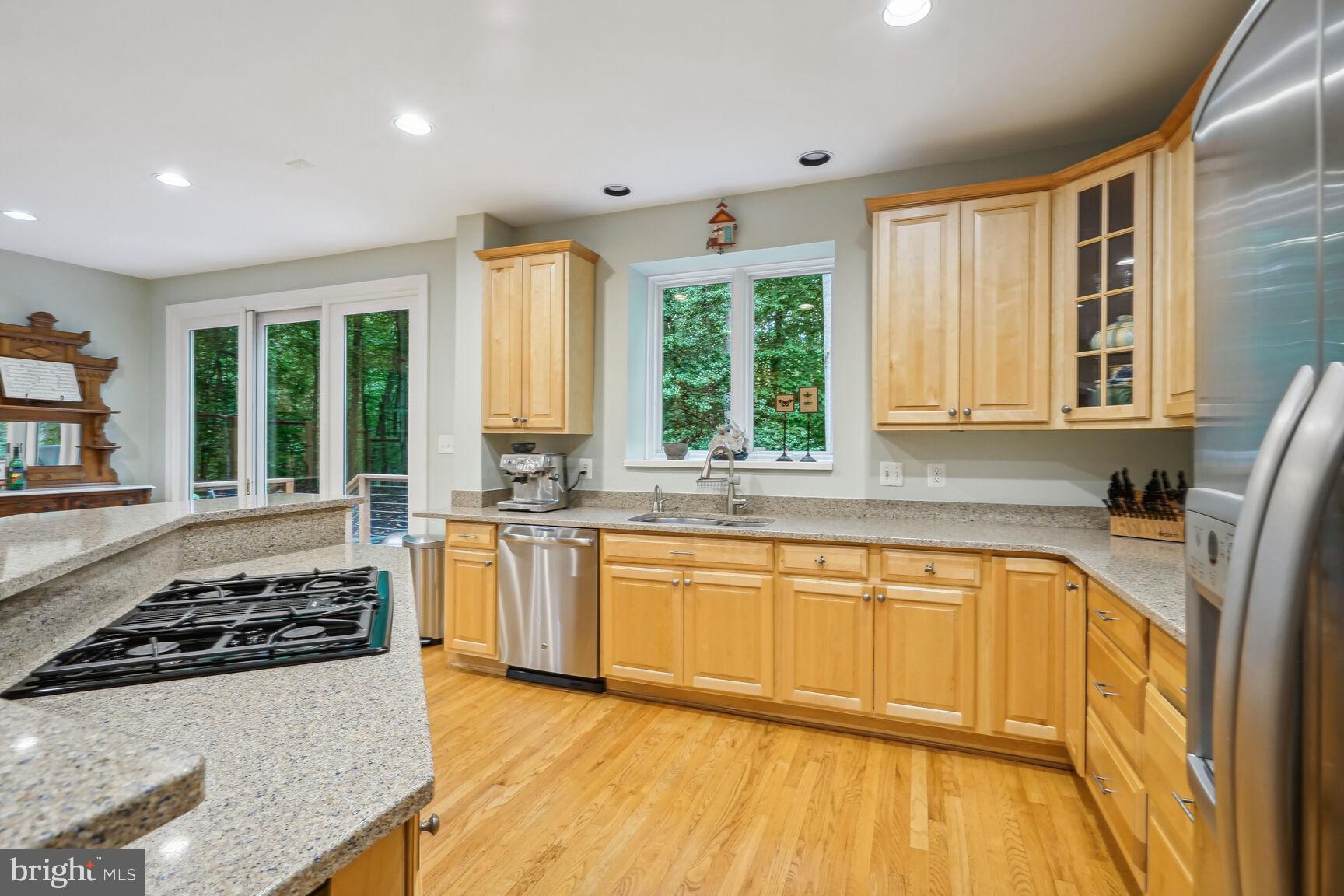 182 River Park Dr