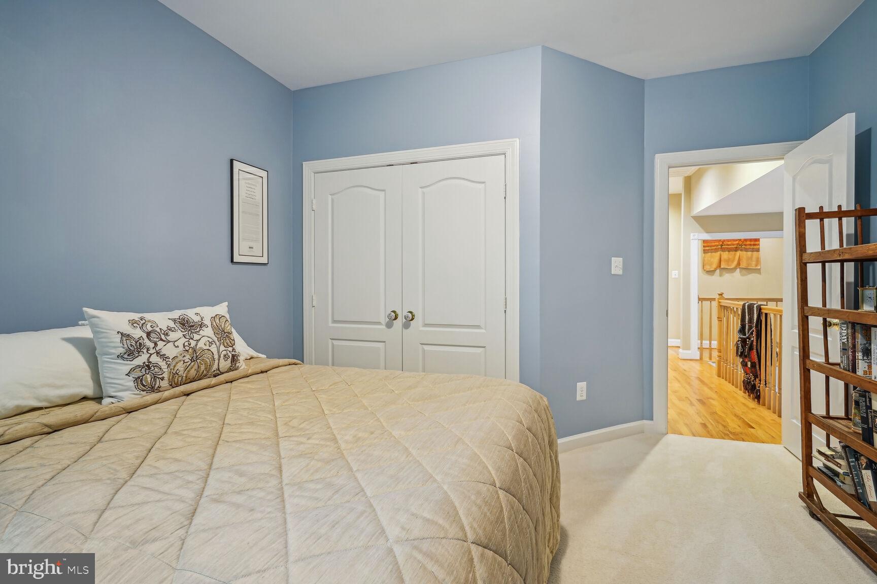 182 River Park Dr
