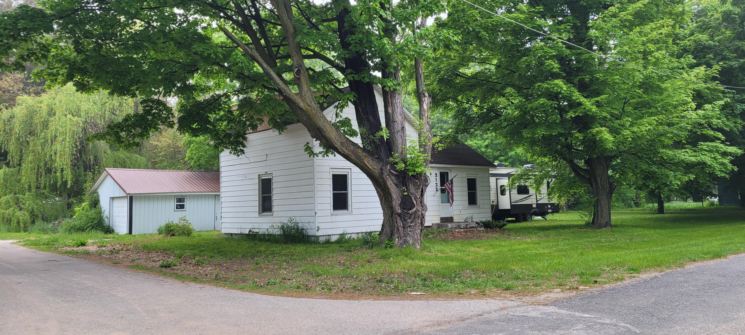 2123 N Morrison Street