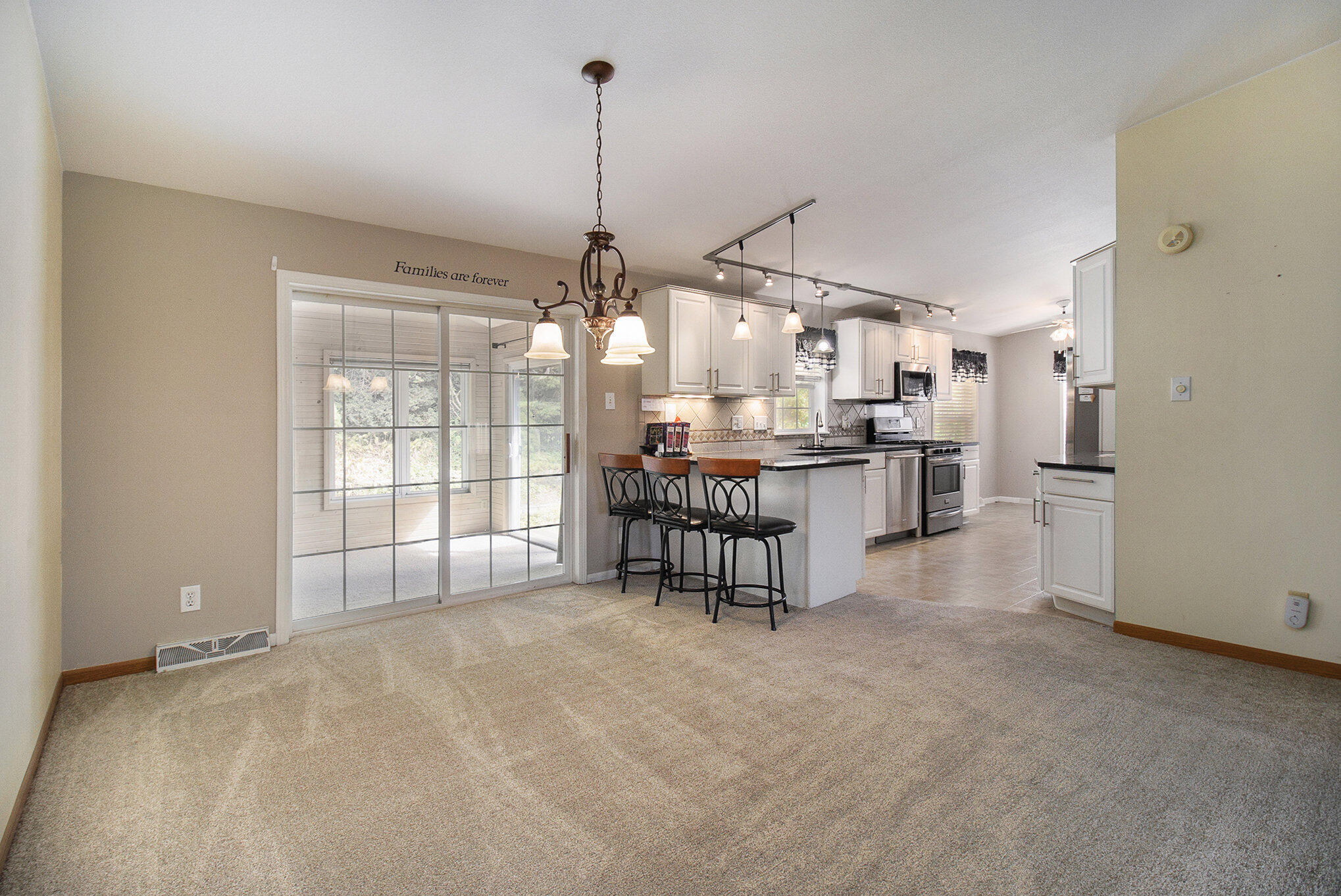 4184 W Buchanan Road