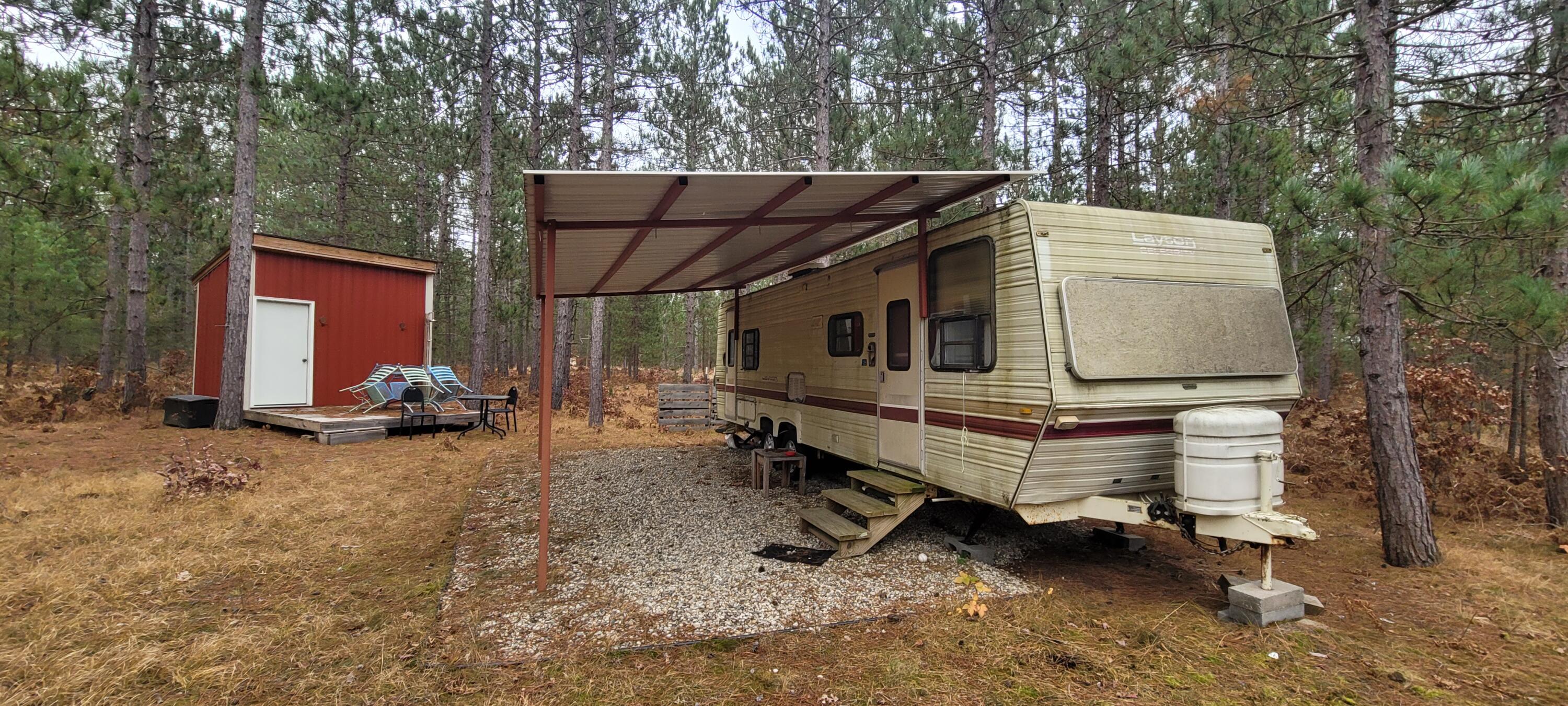 643 W 11 Mile Road