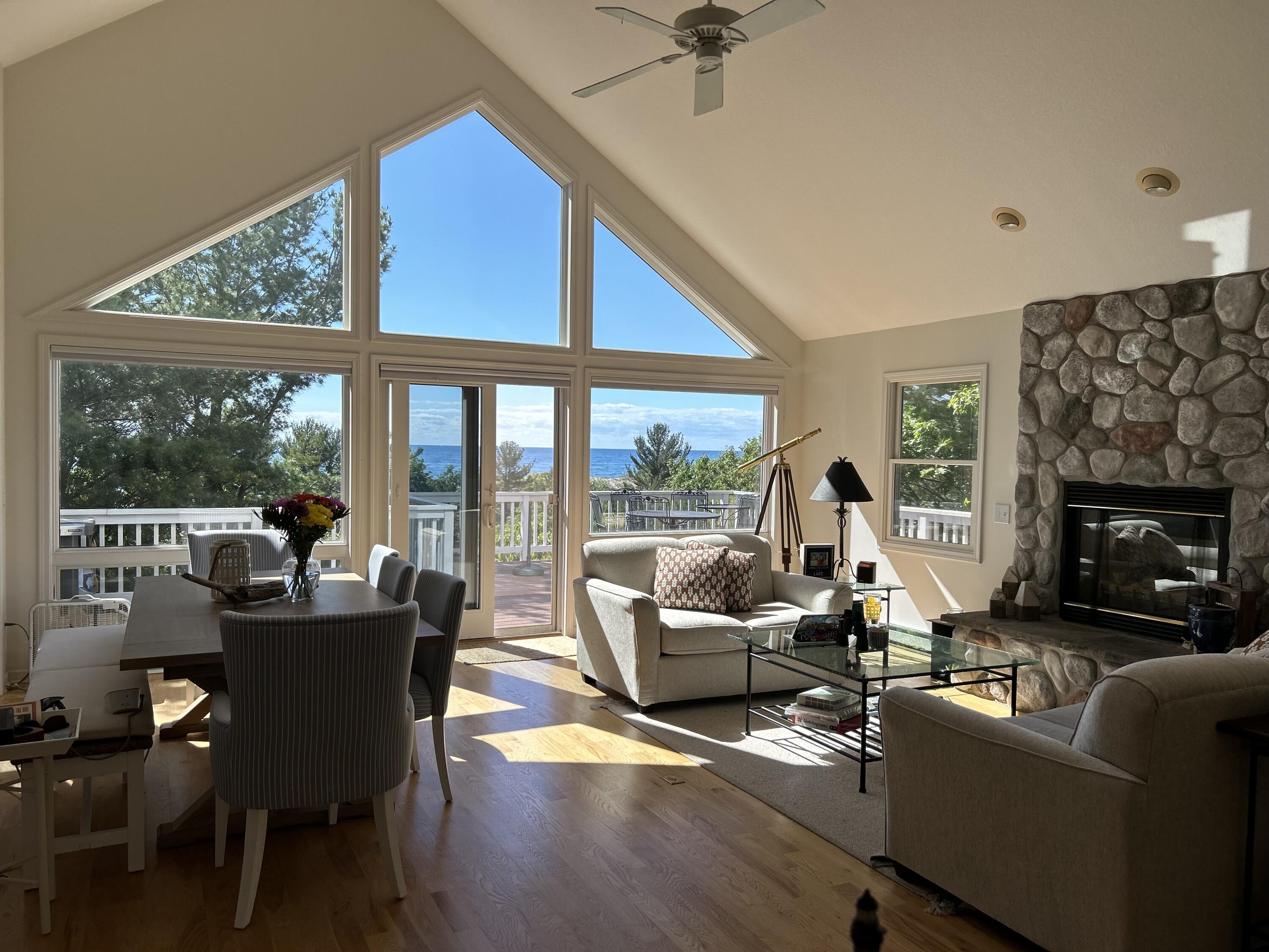 14 N Lighthouse Drive