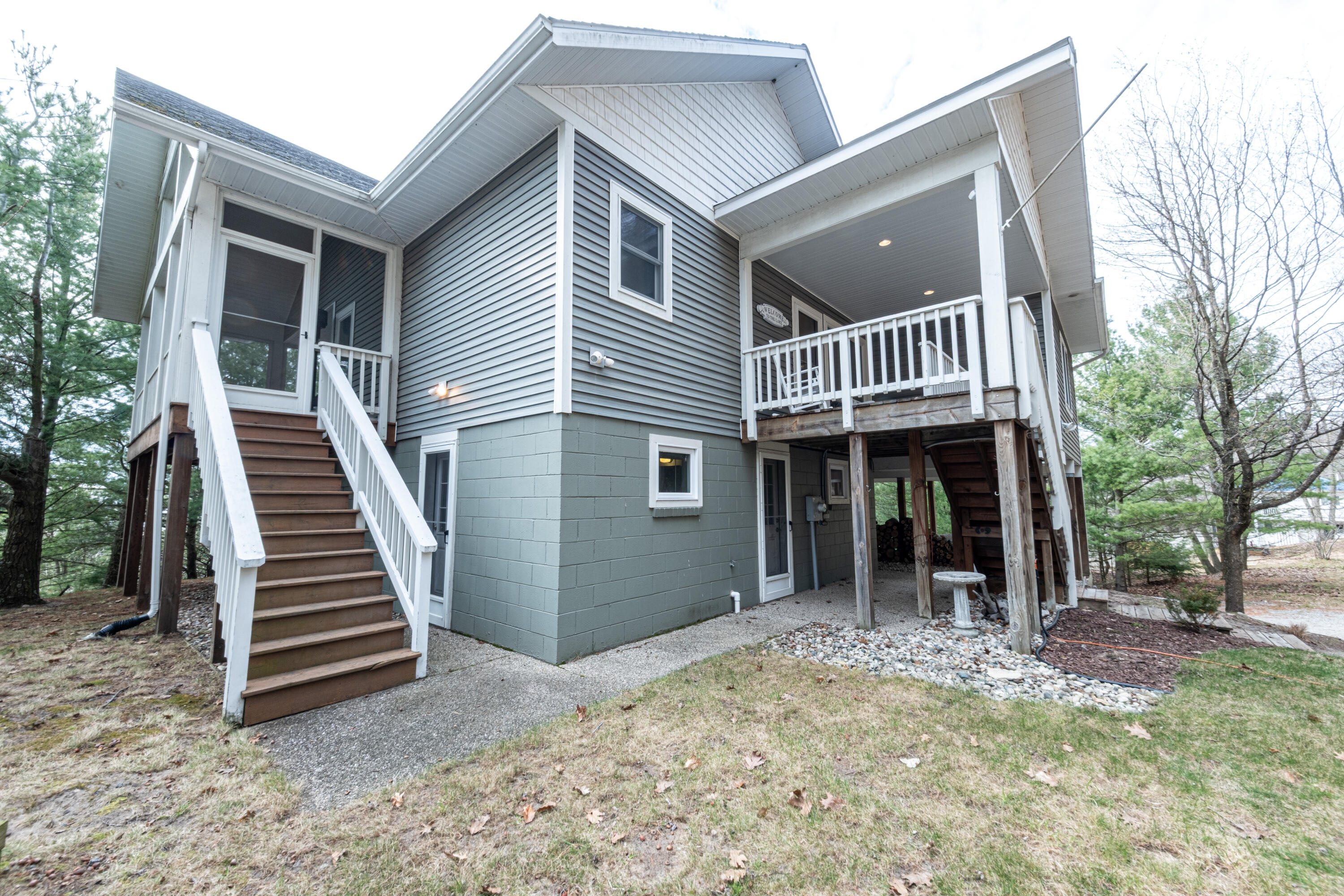 14 N Lighthouse Drive