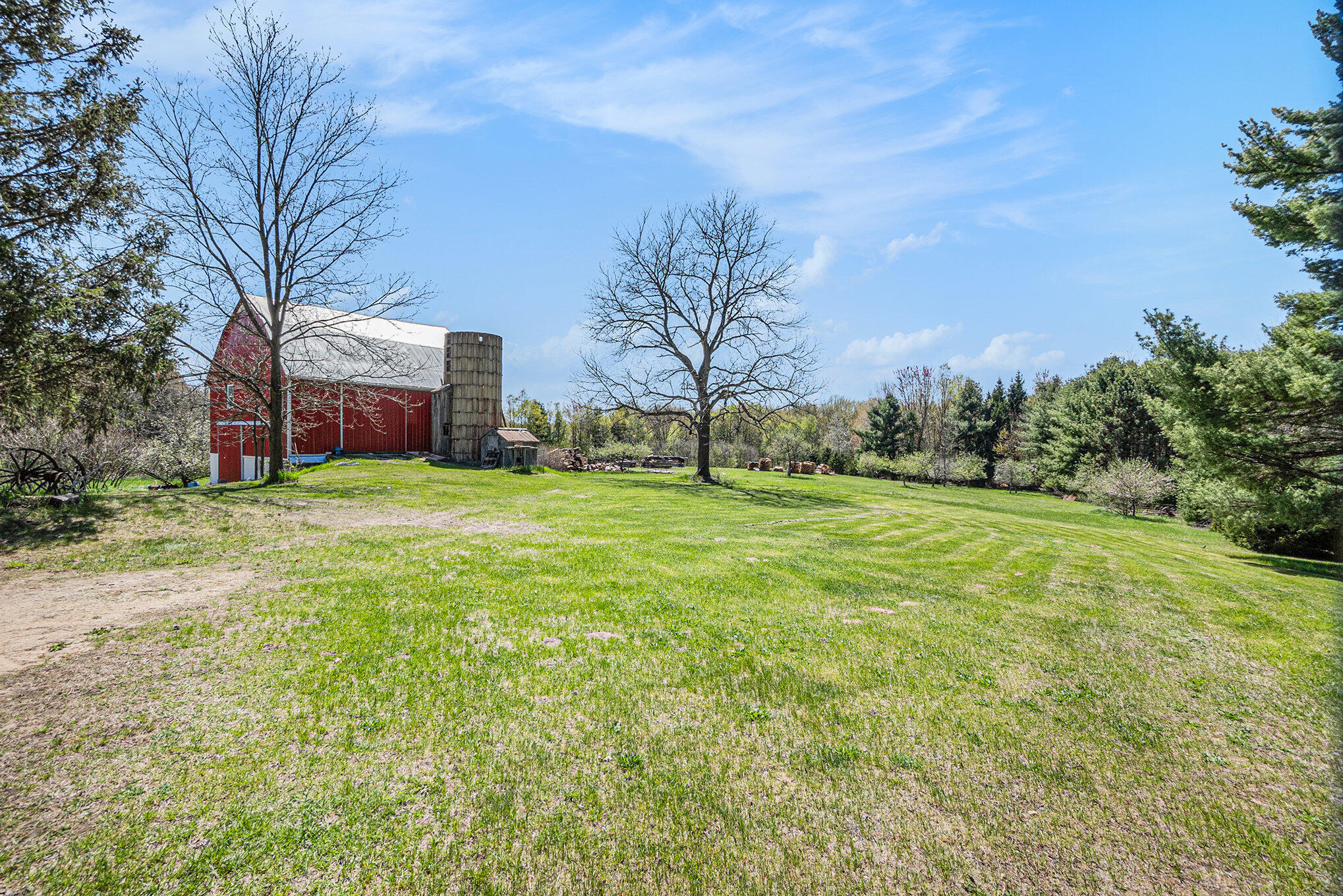 3771 E Loop Road