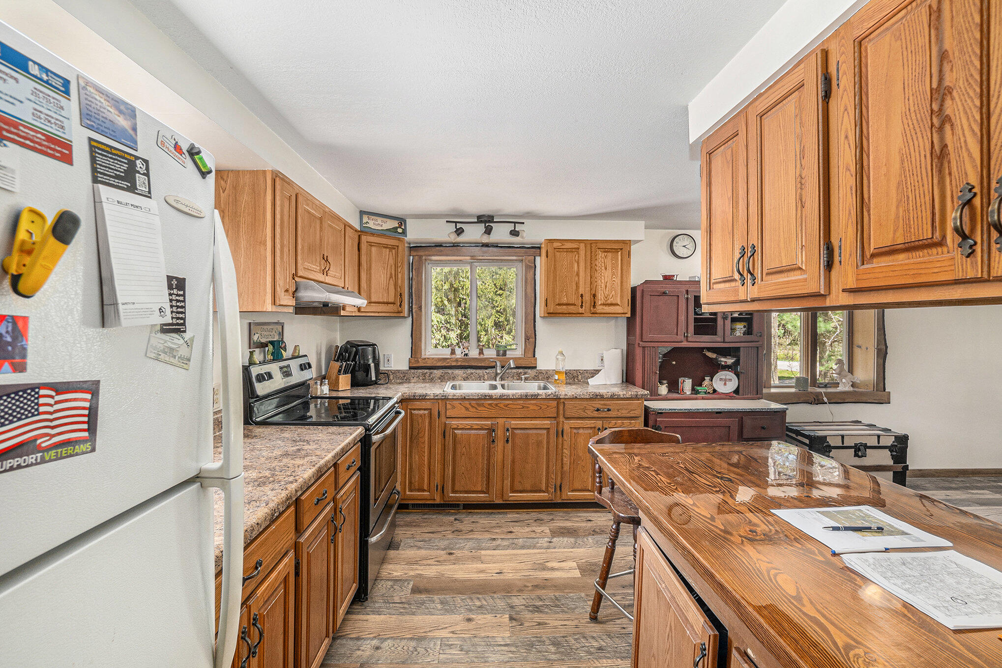 3771 E Loop Road