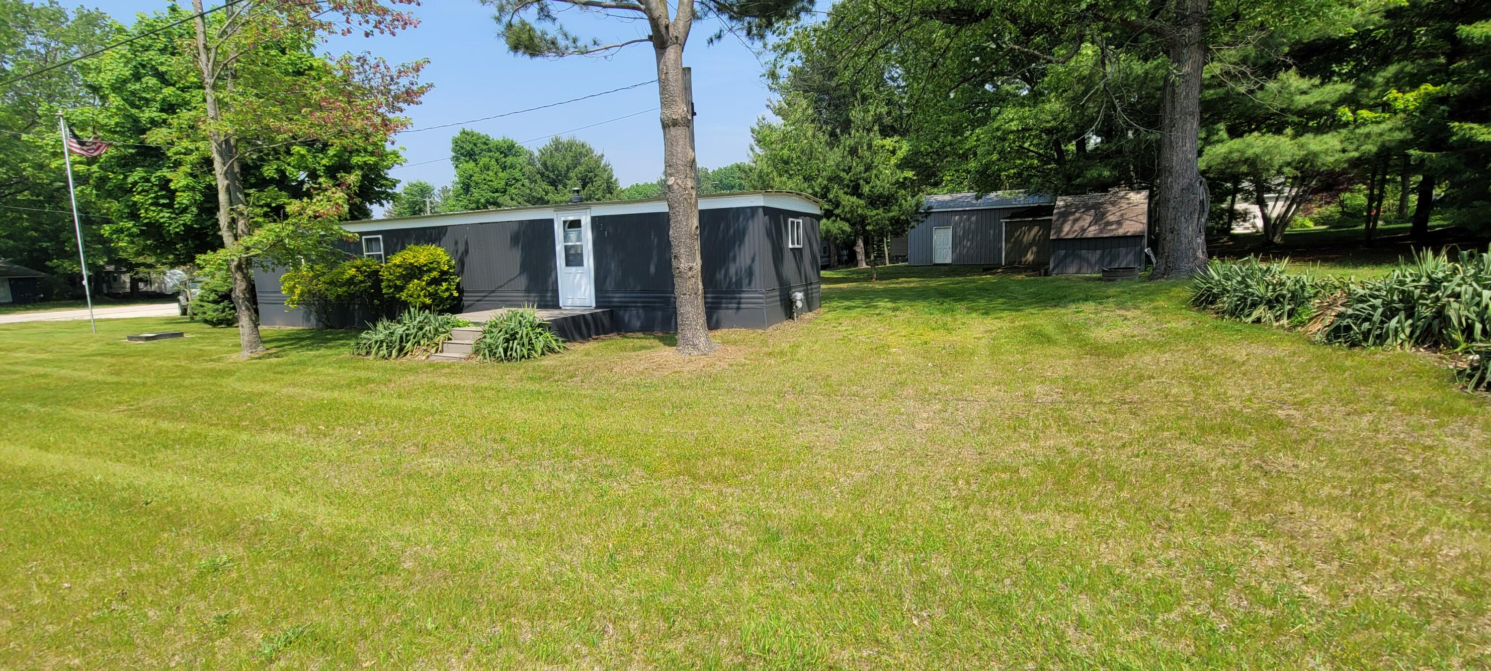 728 Crystal Lane