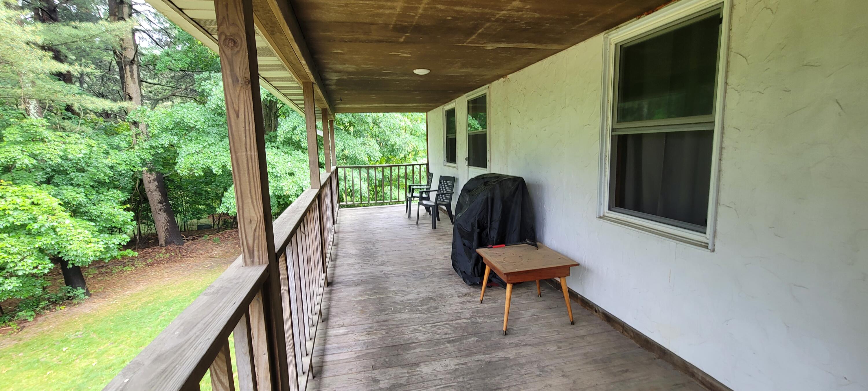 8867 W Garfield Road