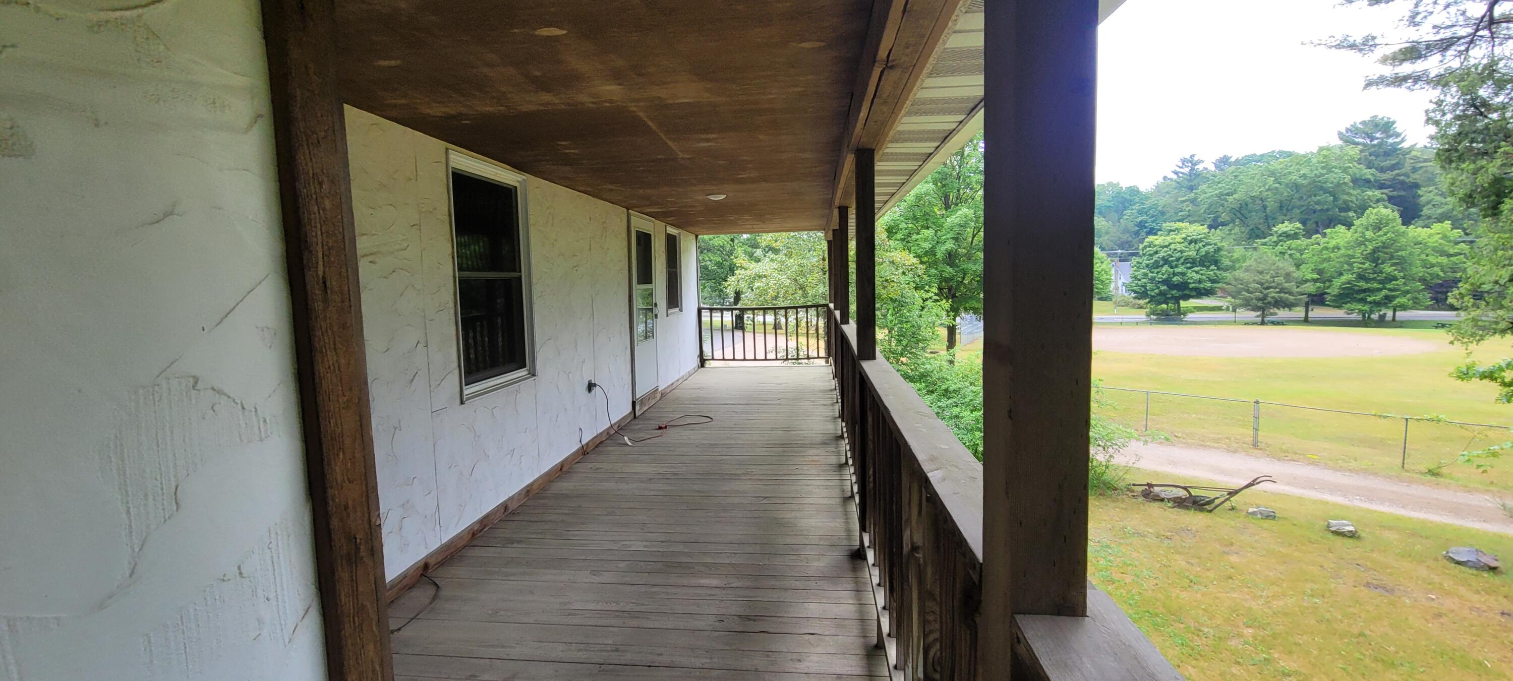 8867 W Garfield Road