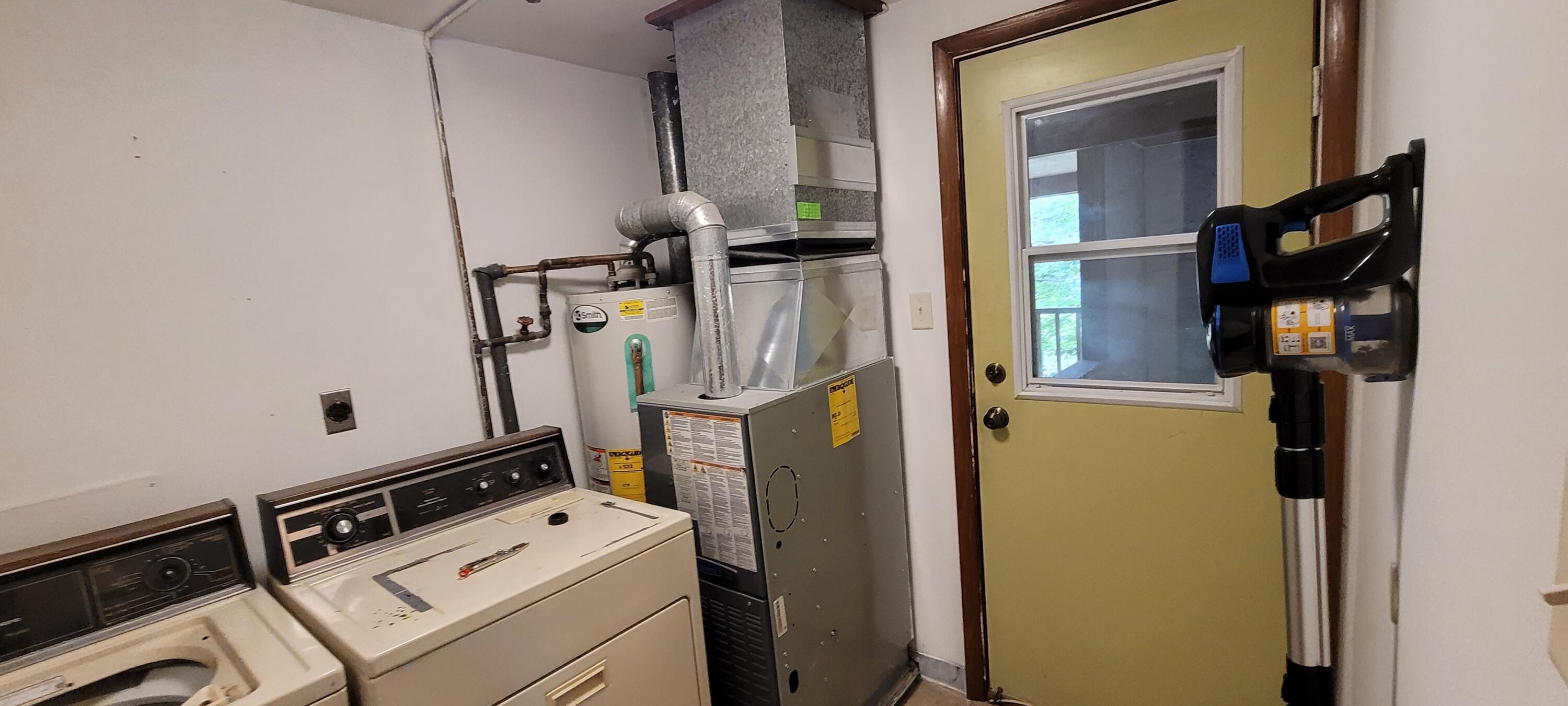 8867 W Garfield Road