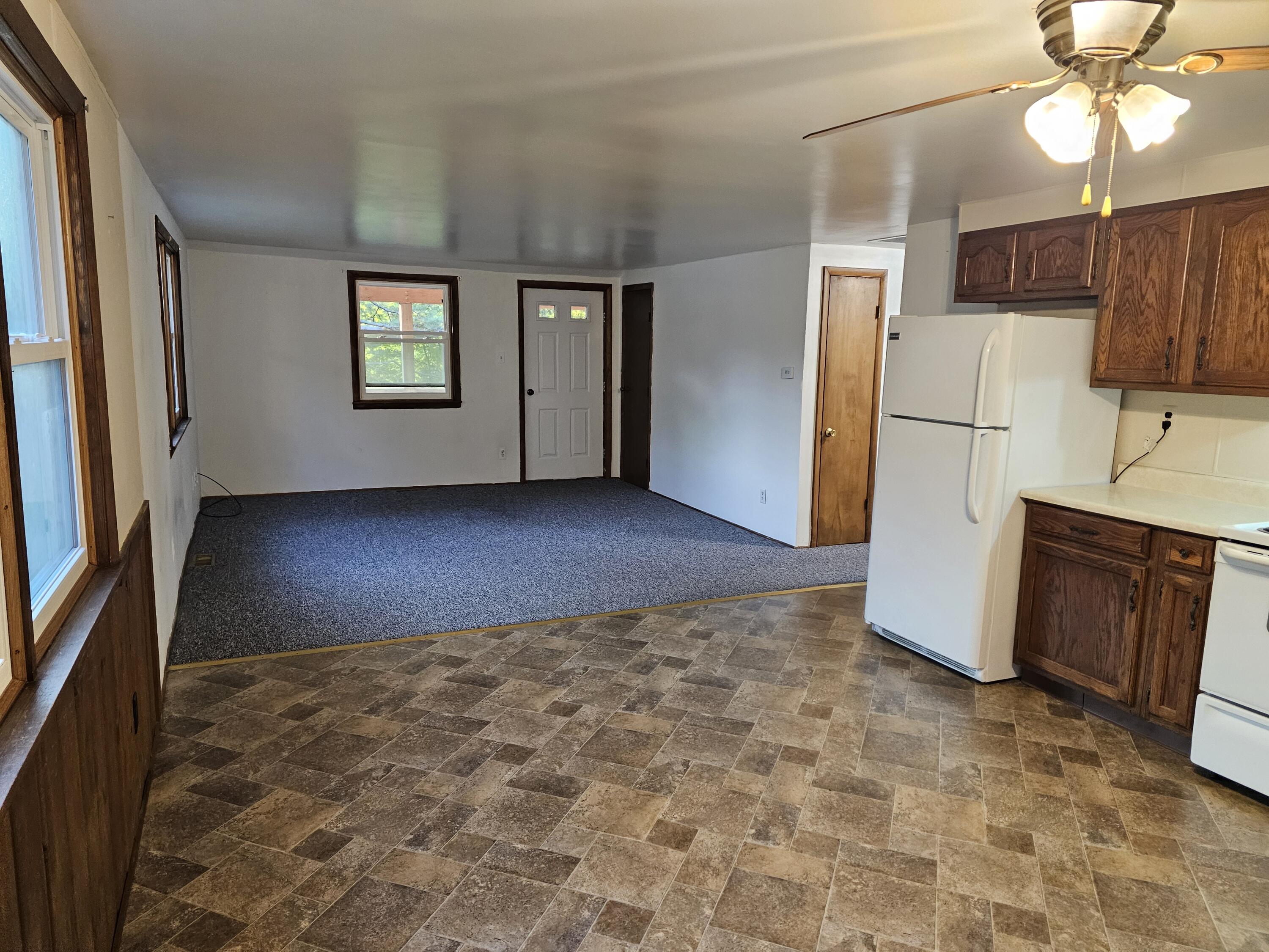 8867 W Garfield Road