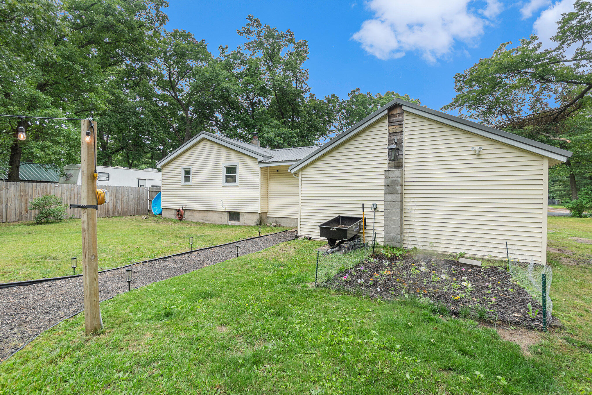 2305 Ewing Road