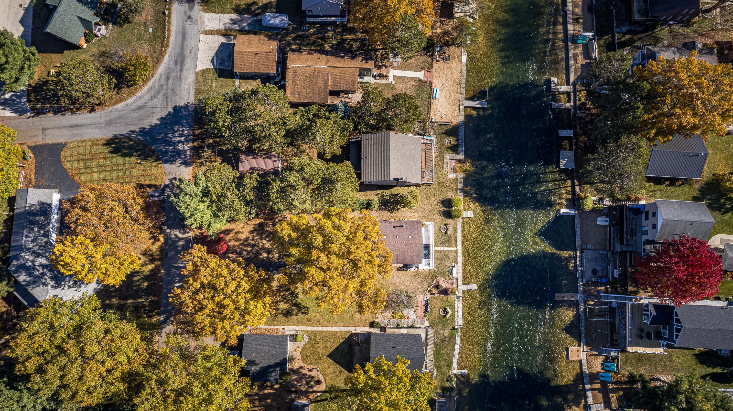 1913 White Birch Court