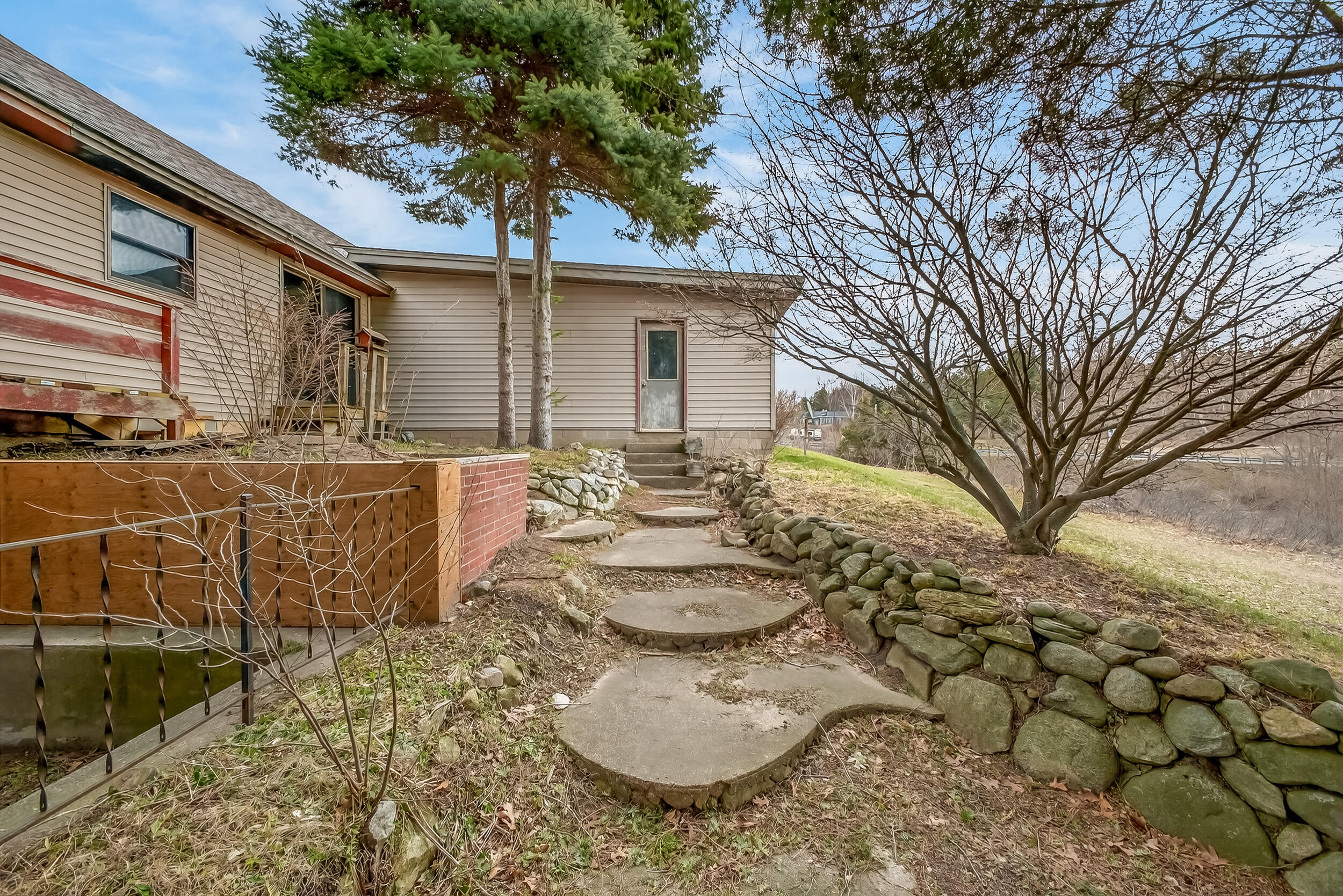 25 N Oceana Drive