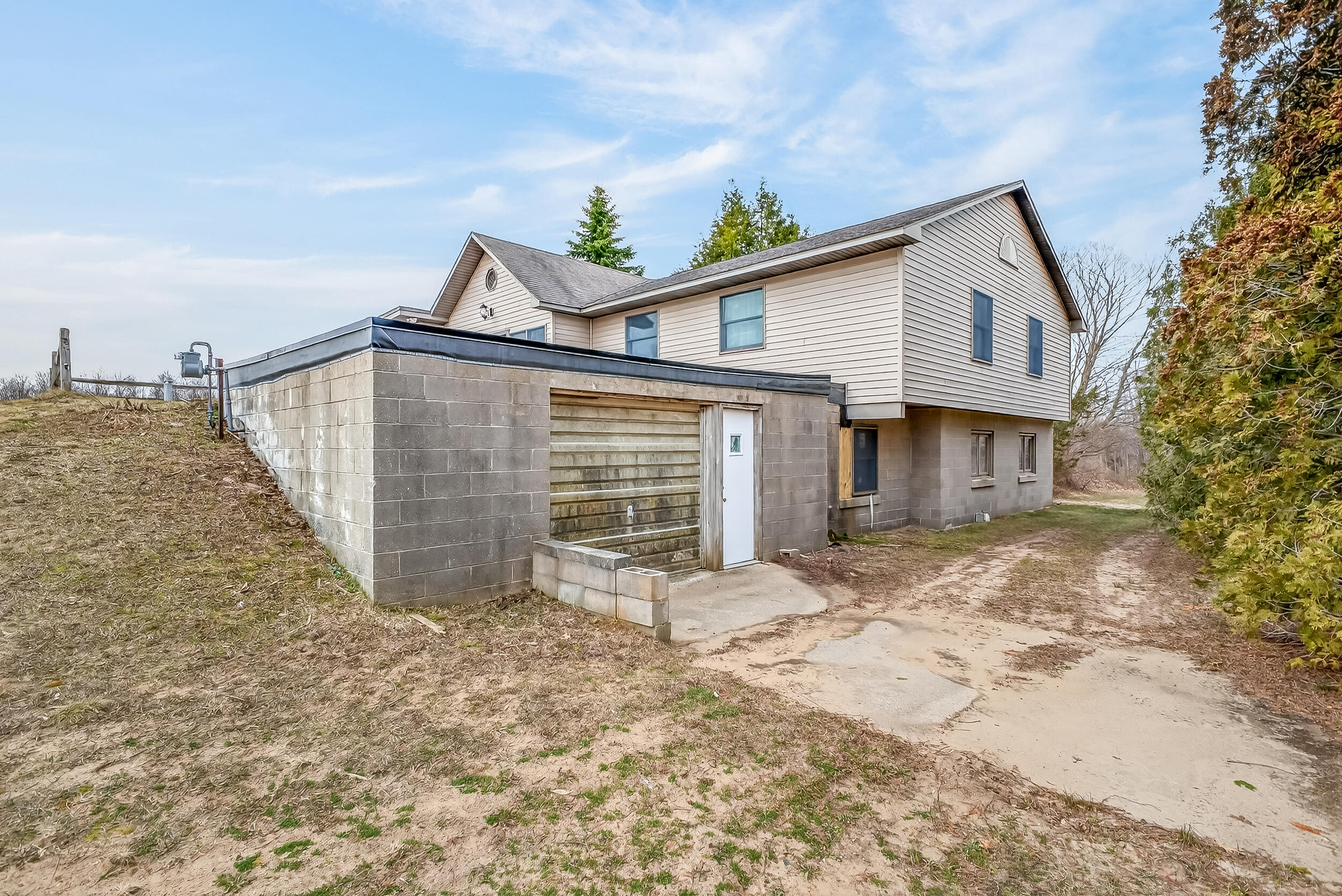 25 N Oceana Drive