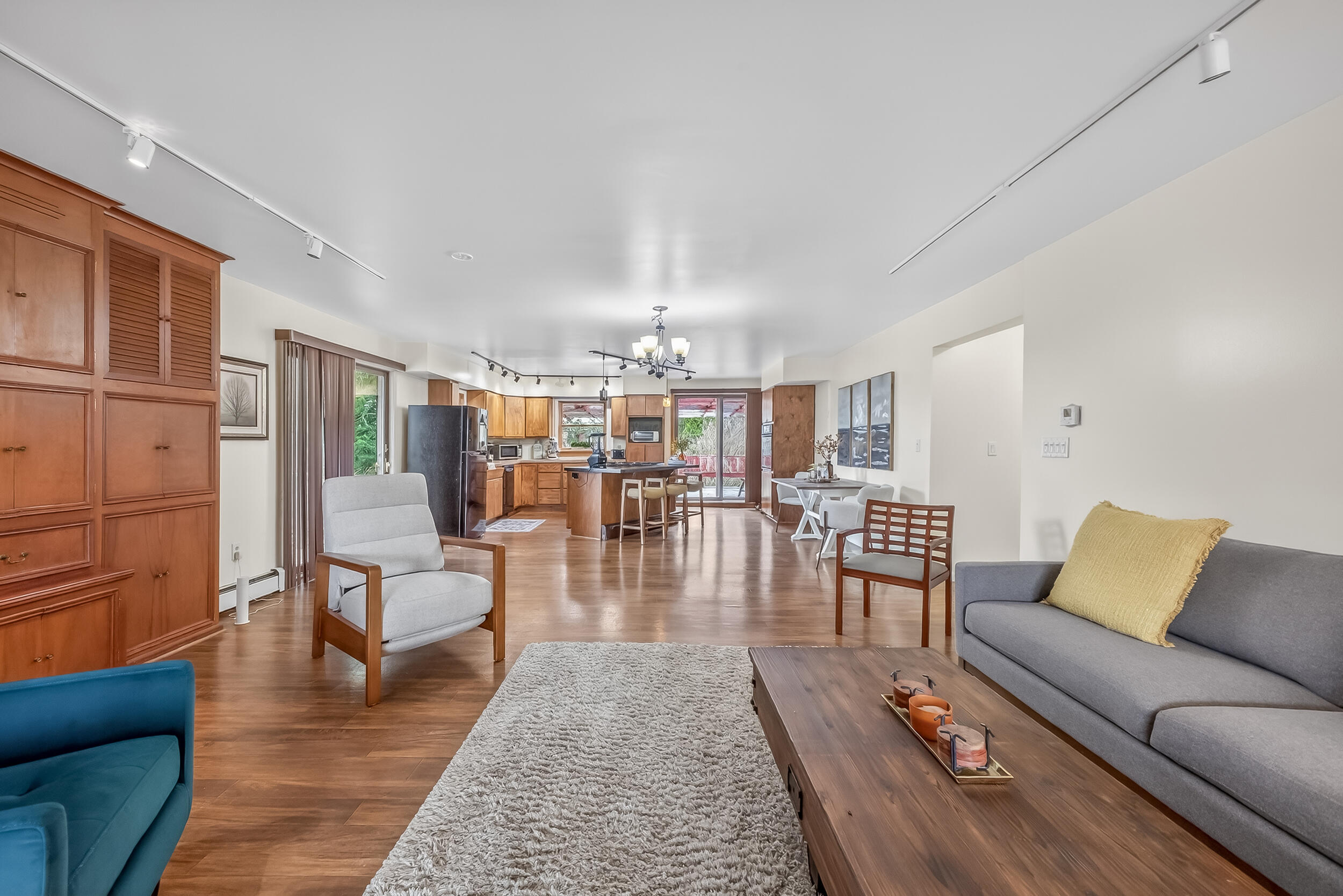 25 N Oceana Drive
