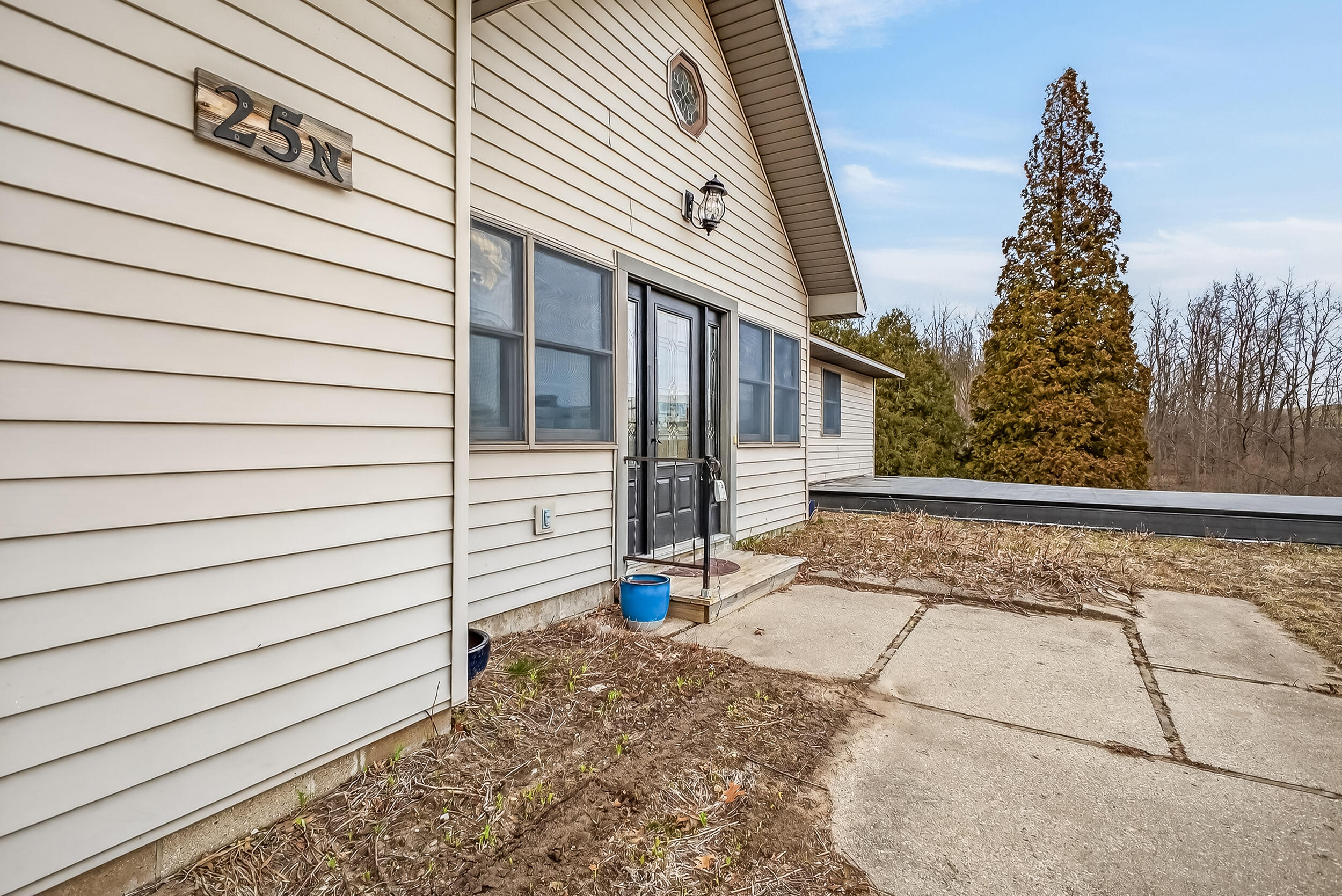 25 N Oceana Drive