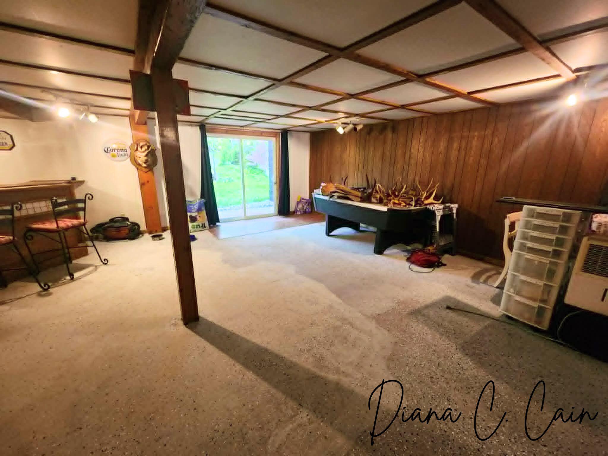 123 Riverside Drive