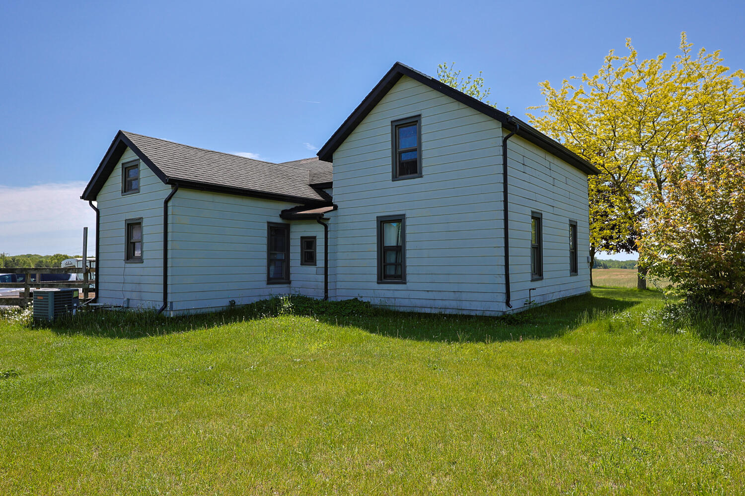 812 E Yale Road