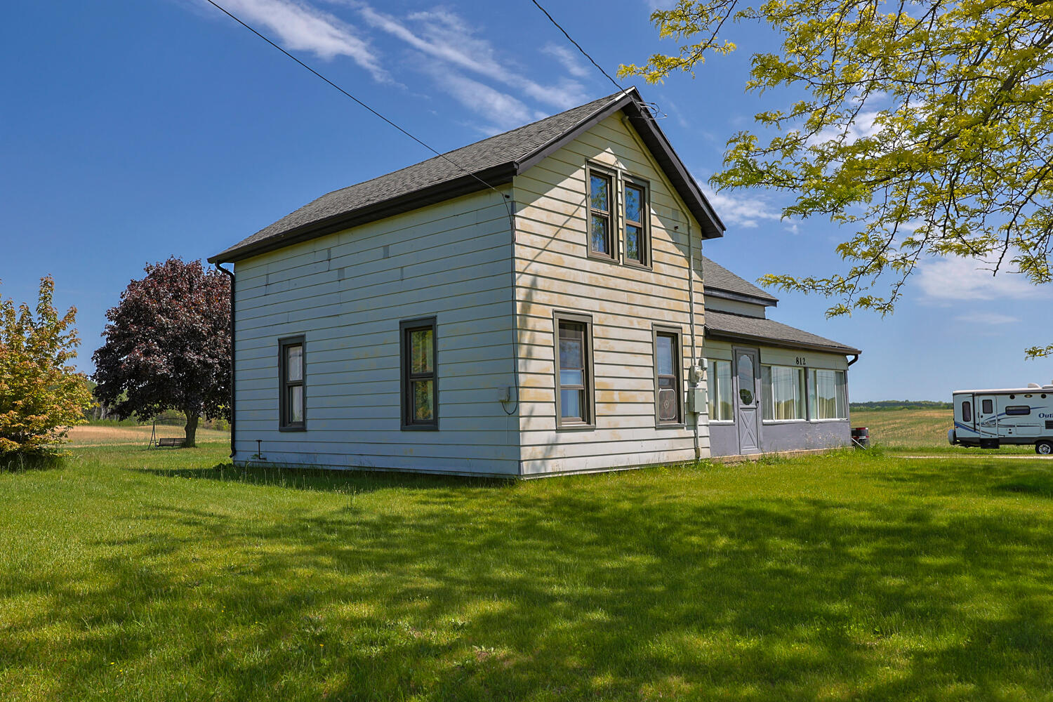 812 E Yale Road