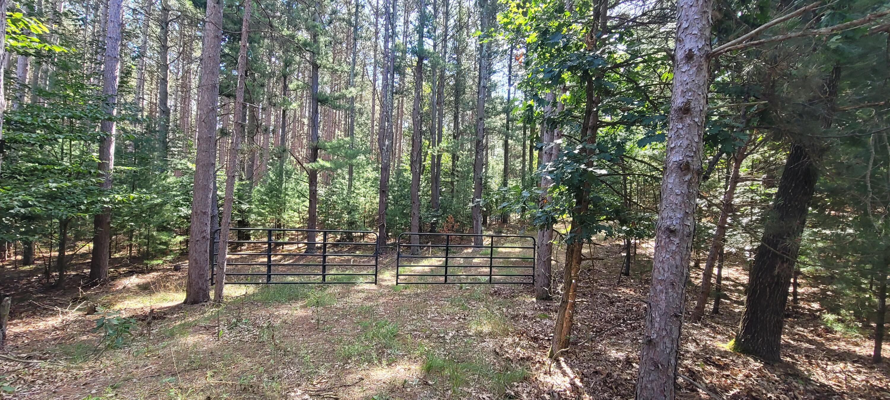 15 Vac acres S 32nd Avenue