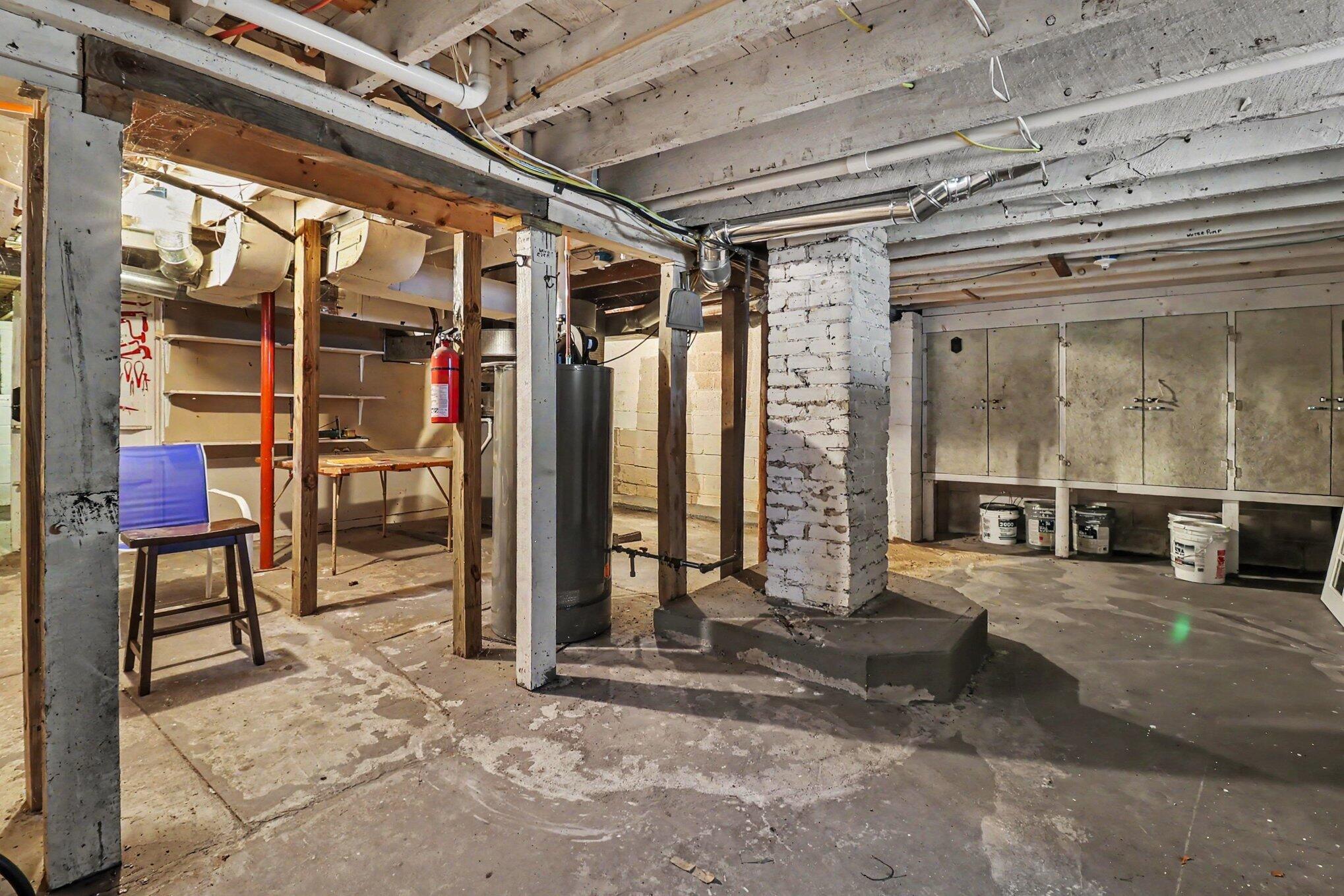 382 E 3rd Street
