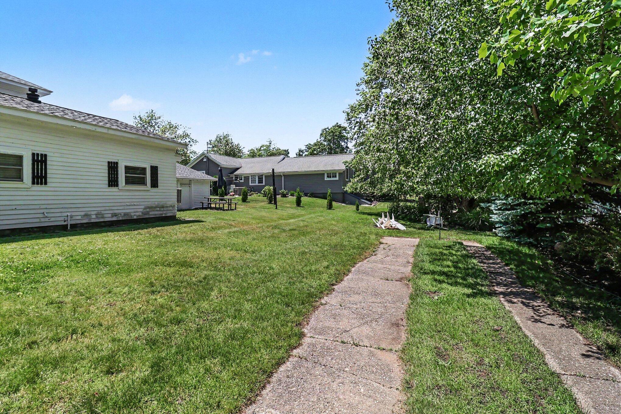 382 E 3rd Street