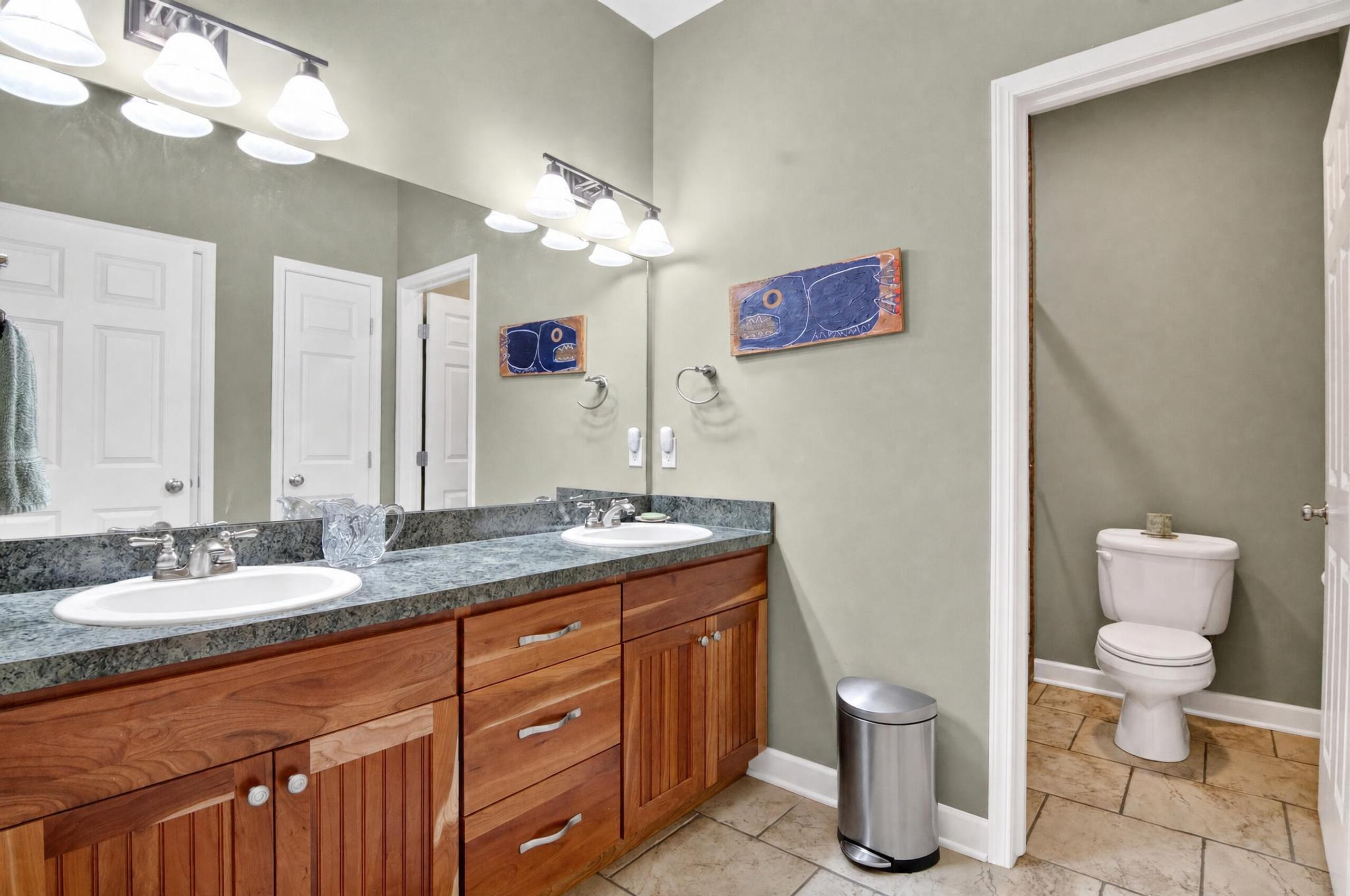 42 W 2nd Street 11