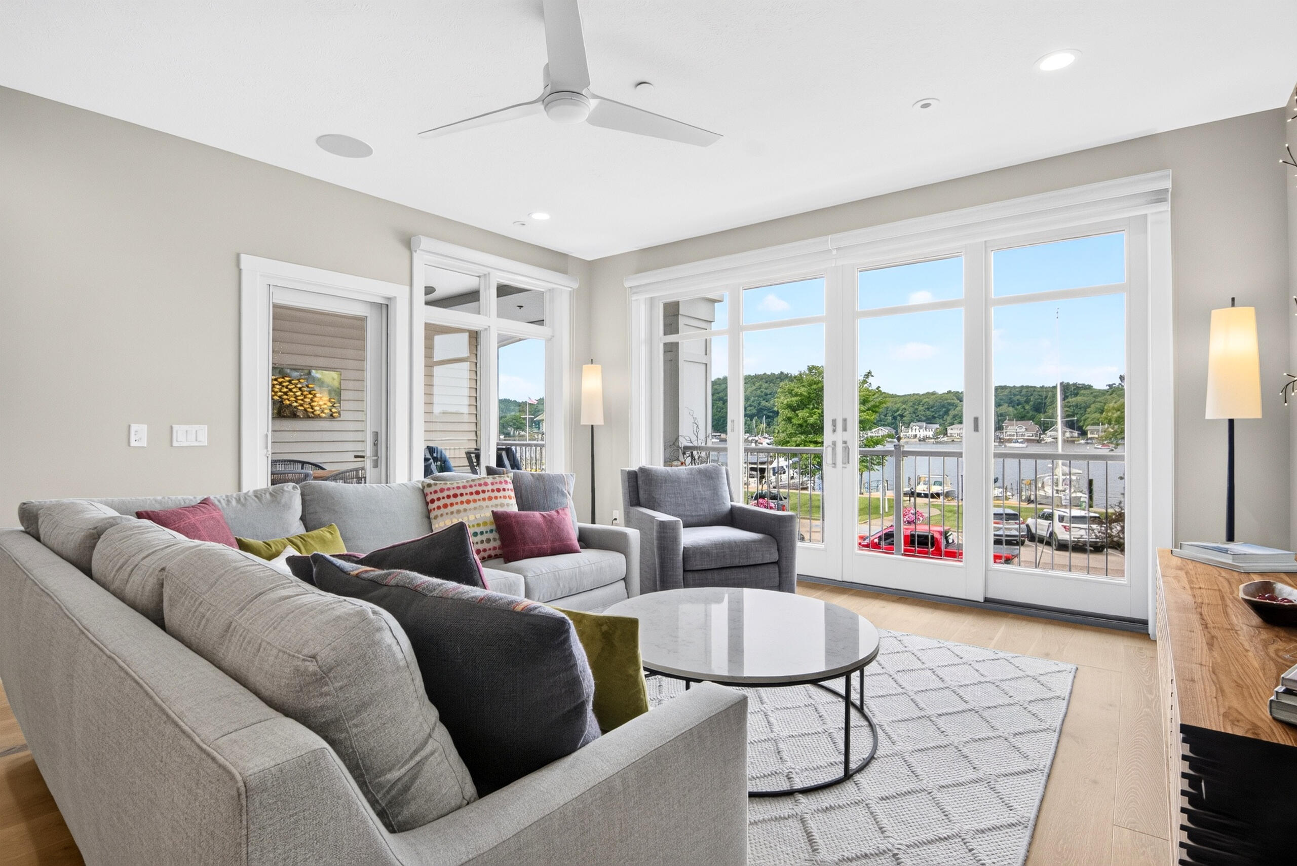 560 S Hancock Street 12