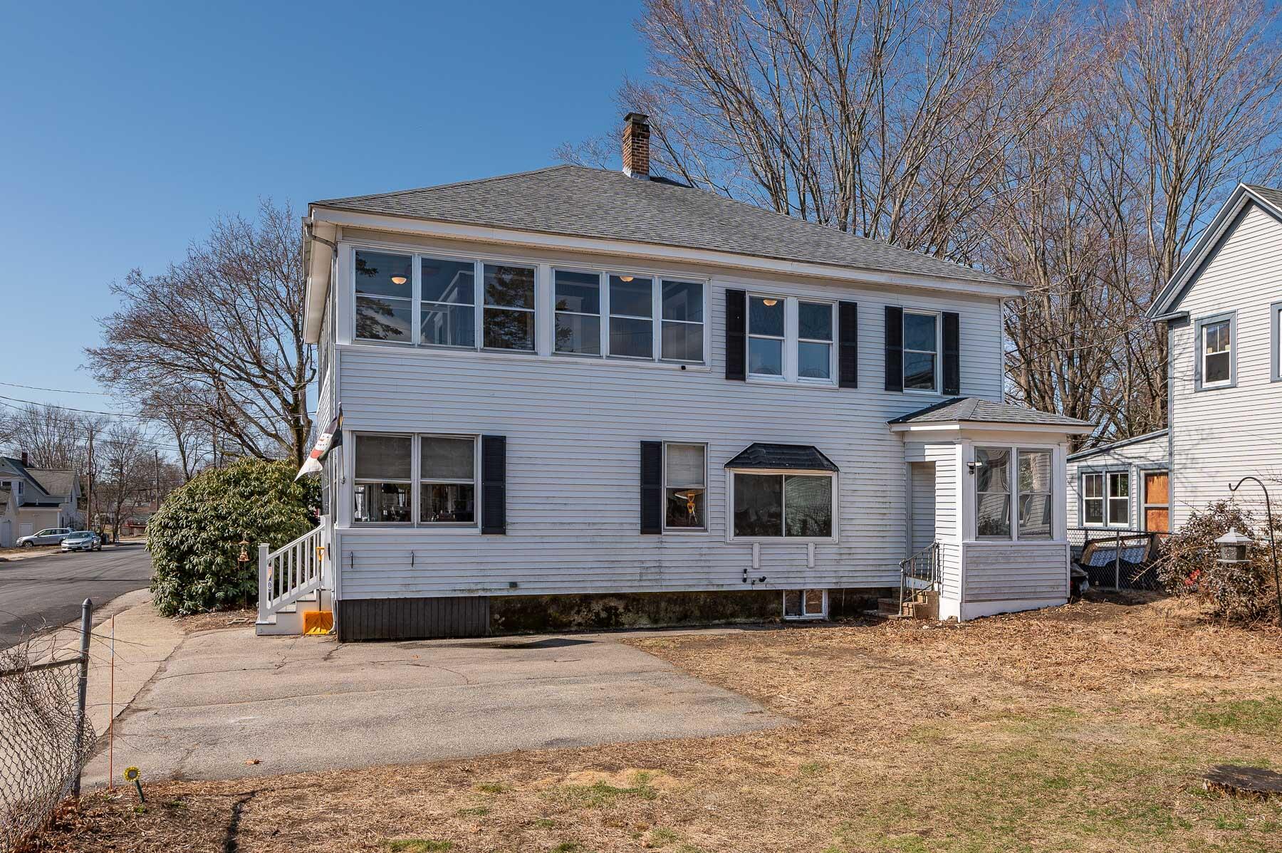 12 Grove Avenue