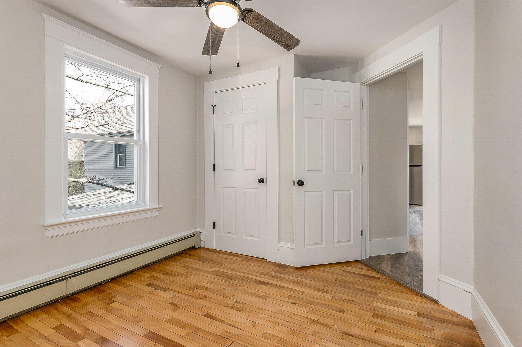 12 Grove Avenue