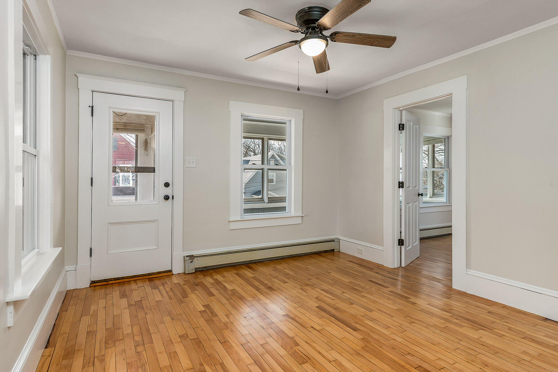 12 Grove Avenue