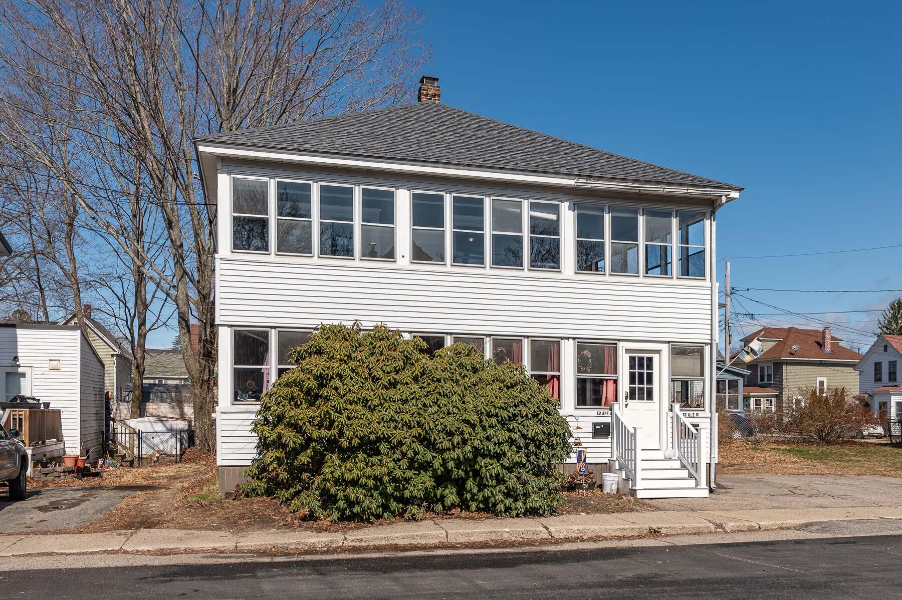 12 Grove Avenue