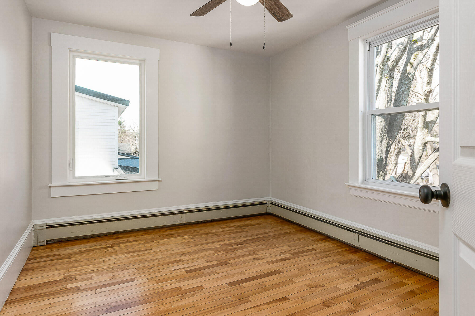 12 Grove Avenue