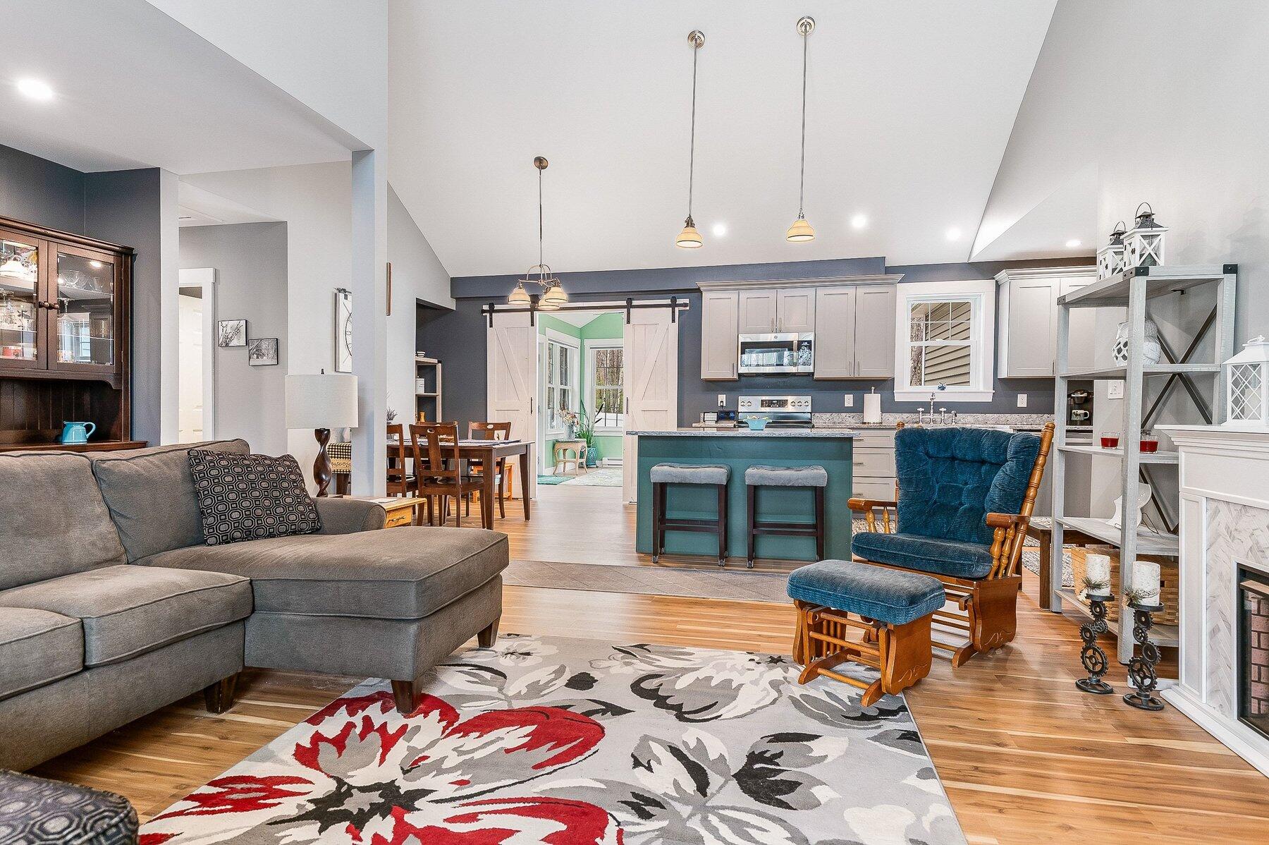 6 Lady Slipper Lane