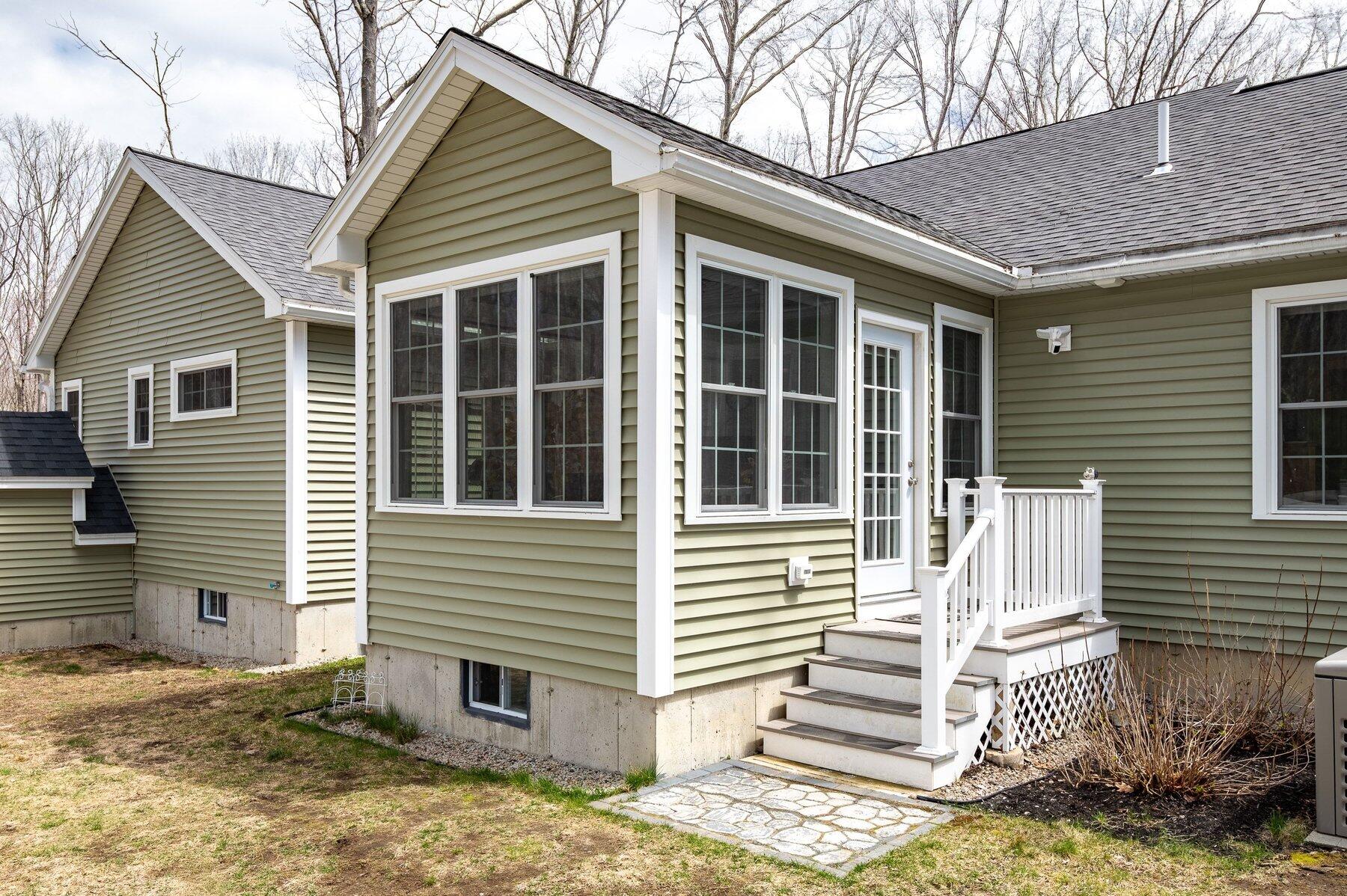 6 Lady Slipper Lane
